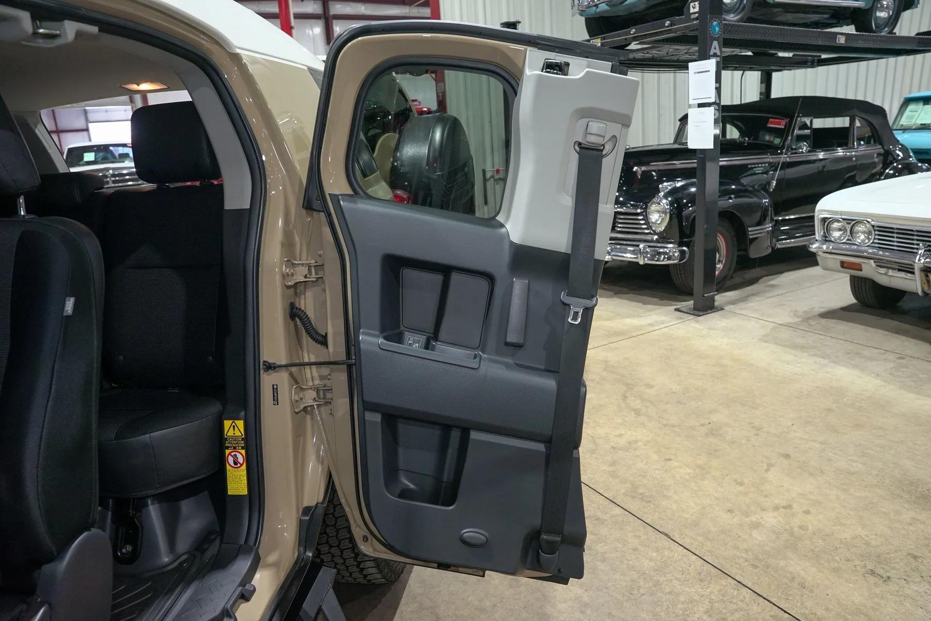 2014 Toyota FJ Cruiser