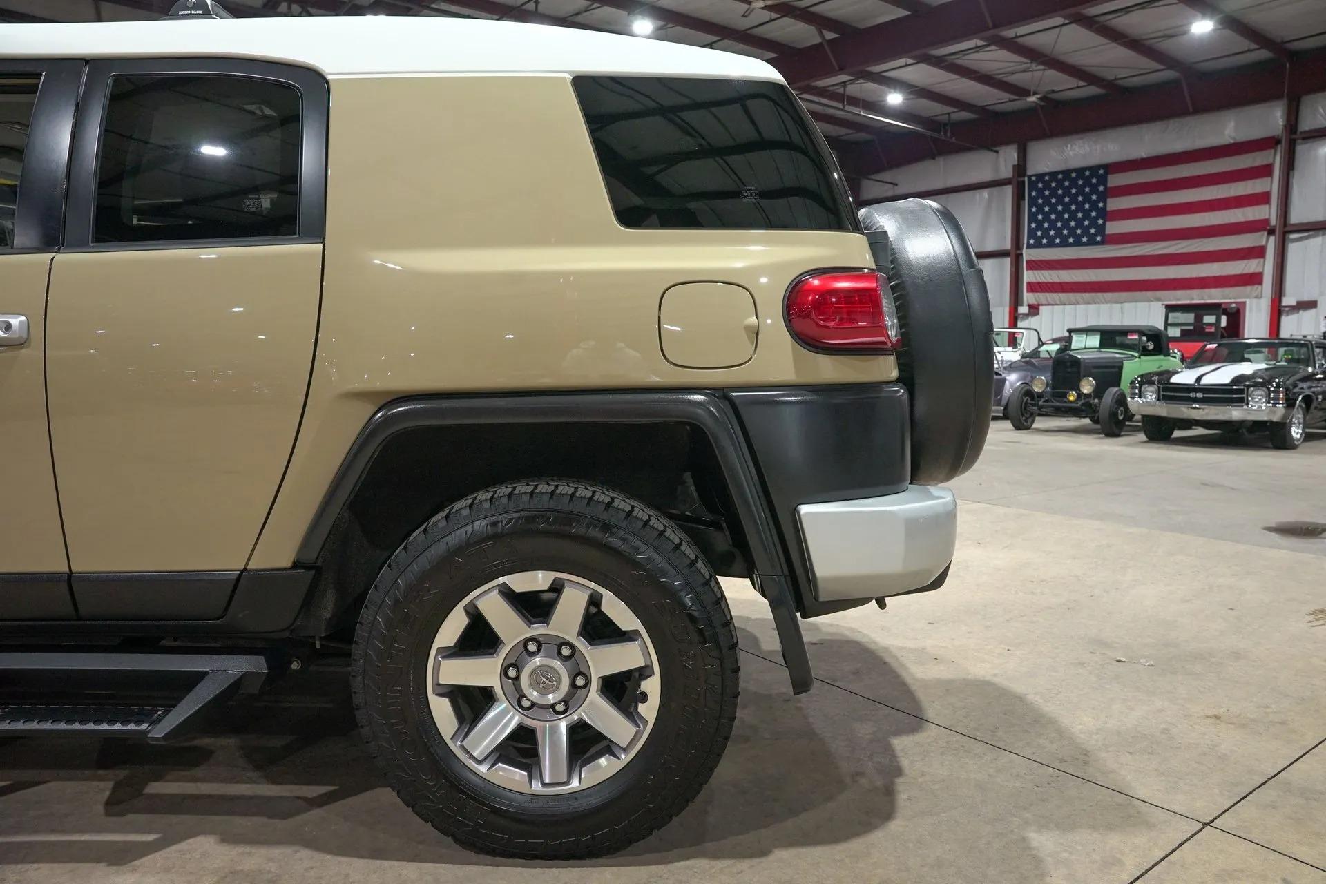 2014 Toyota FJ Cruiser