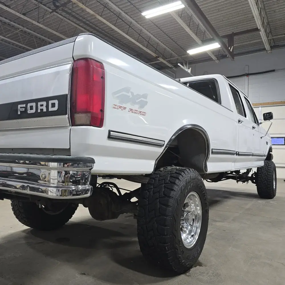 1995 Ford F-350 XLT - 4