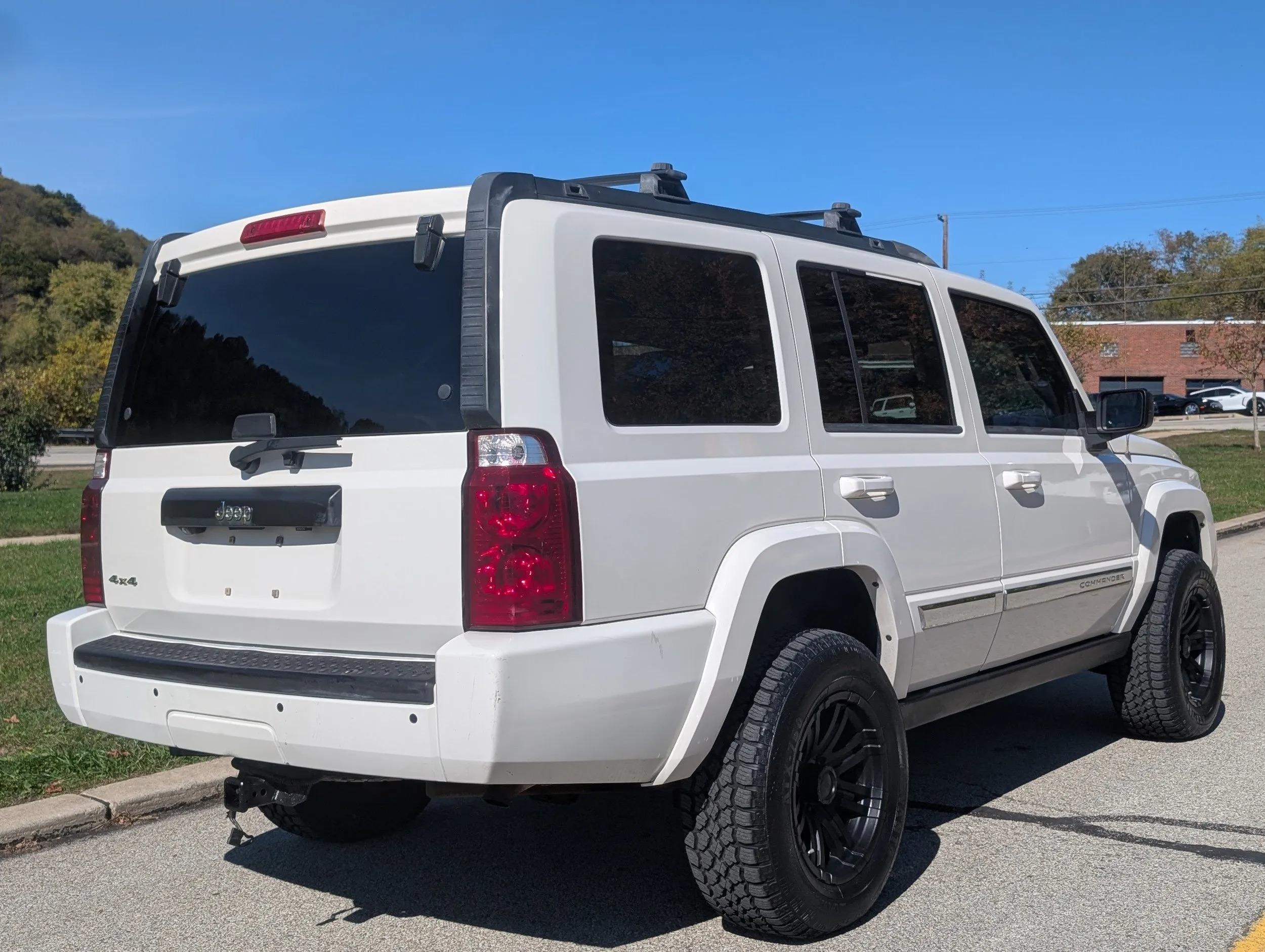 2010 Jeep Commander Sport