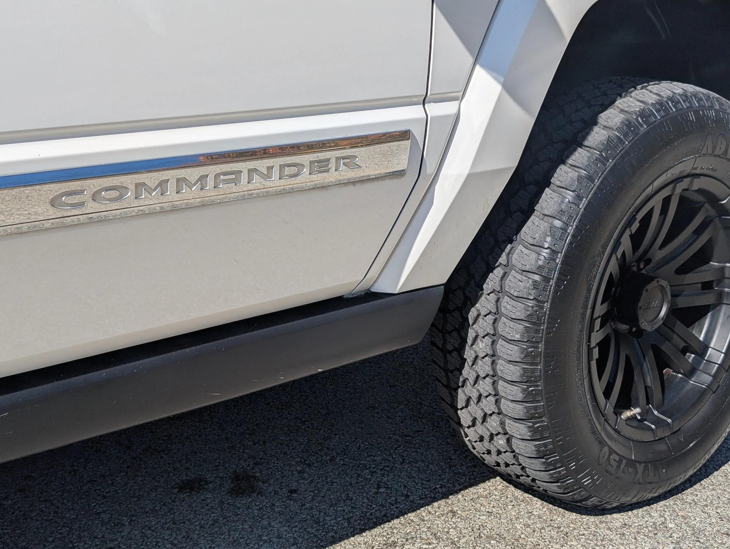 2010 Jeep Commander Sport