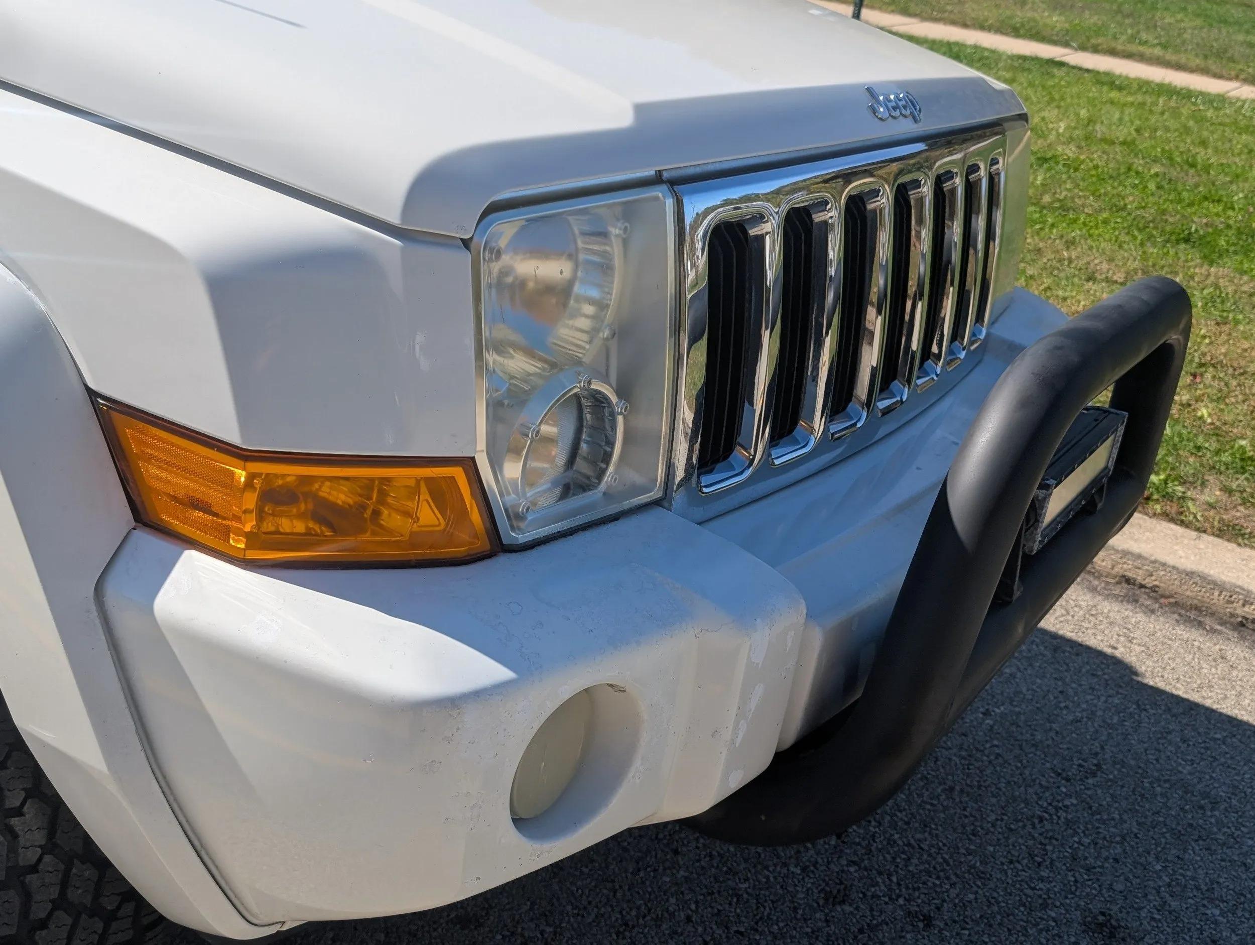 2010 Jeep Commander Sport