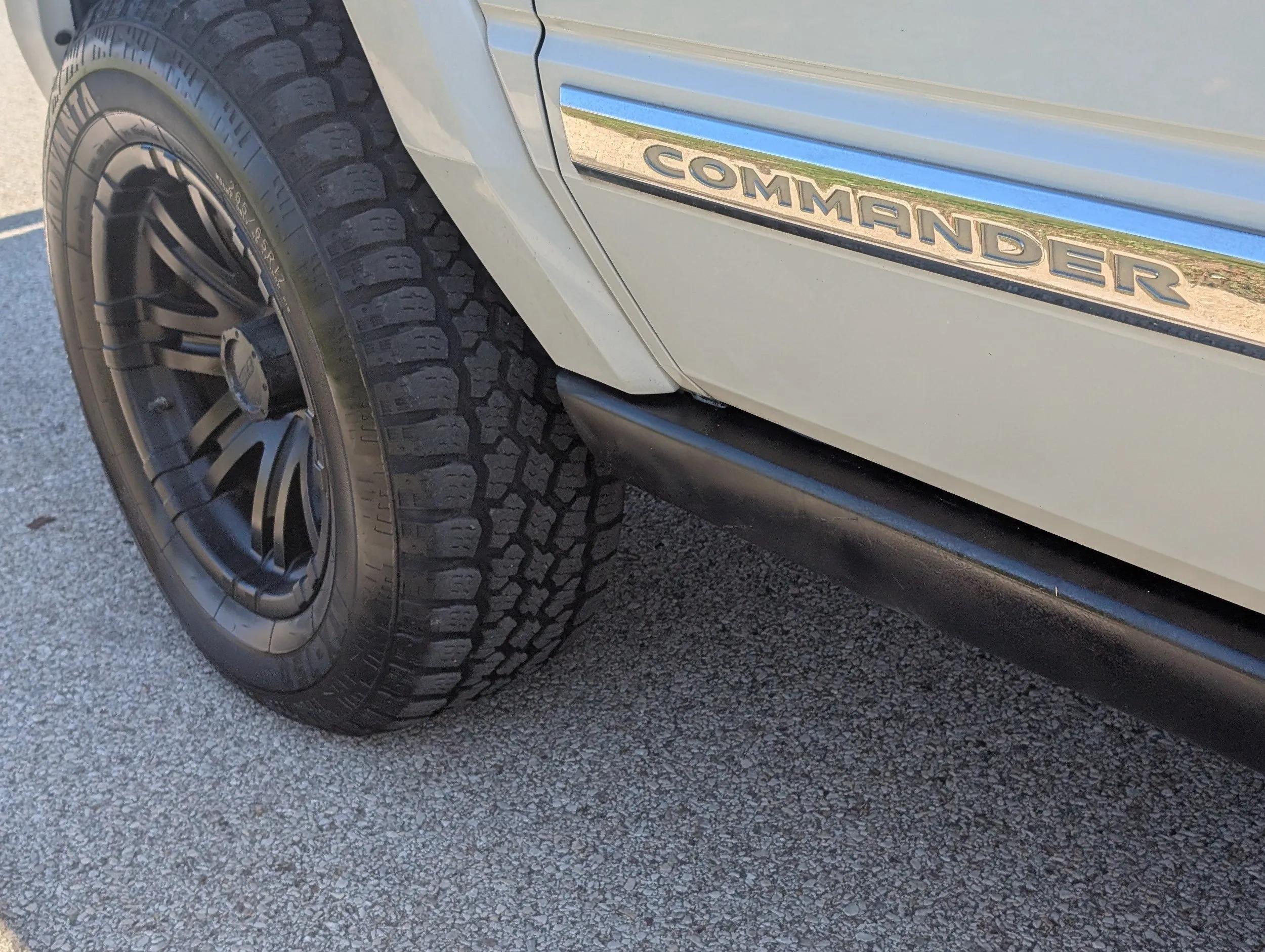 2010 Jeep Commander Sport