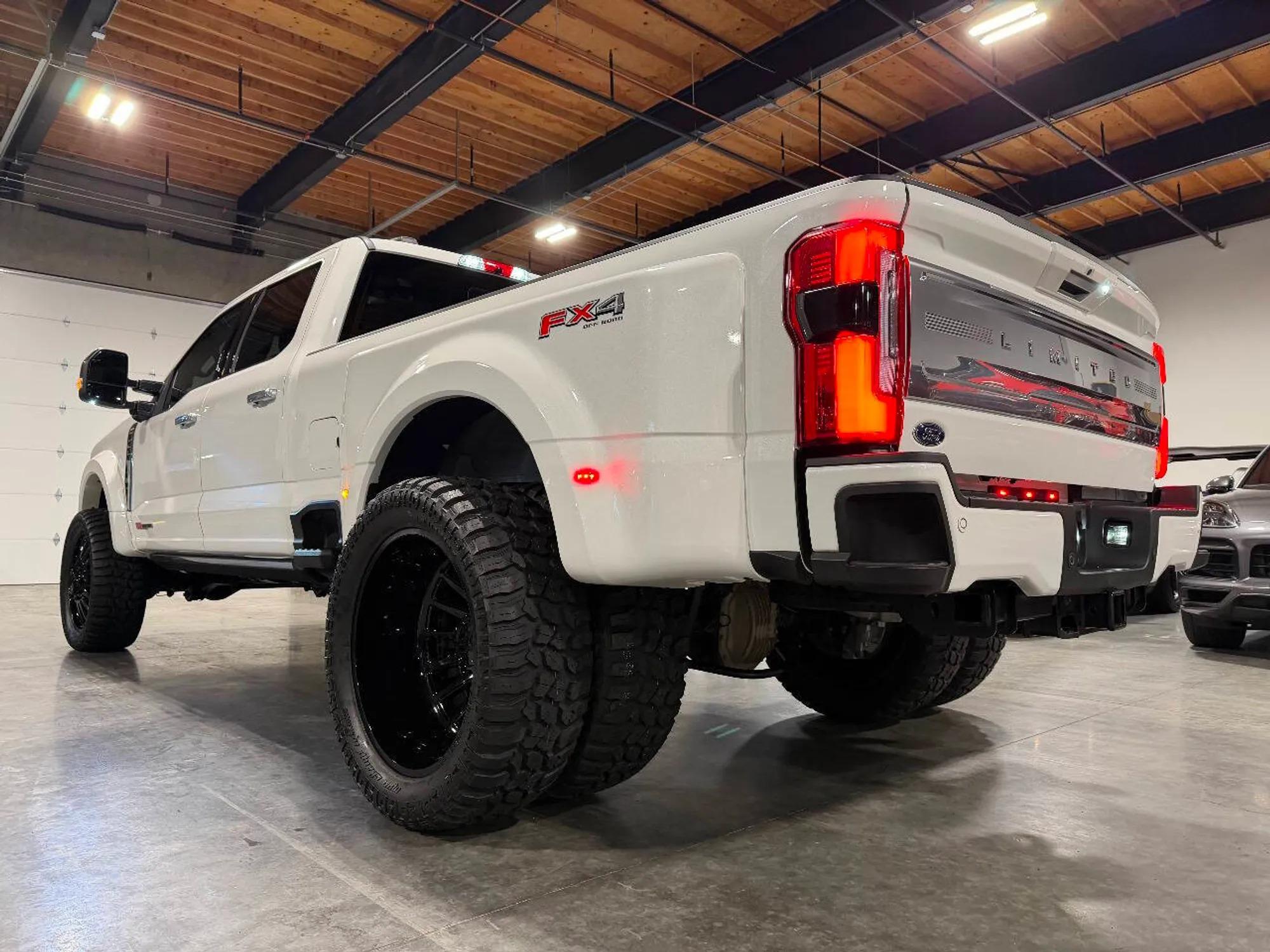 2024 Ford F-450 Super Duty Limited