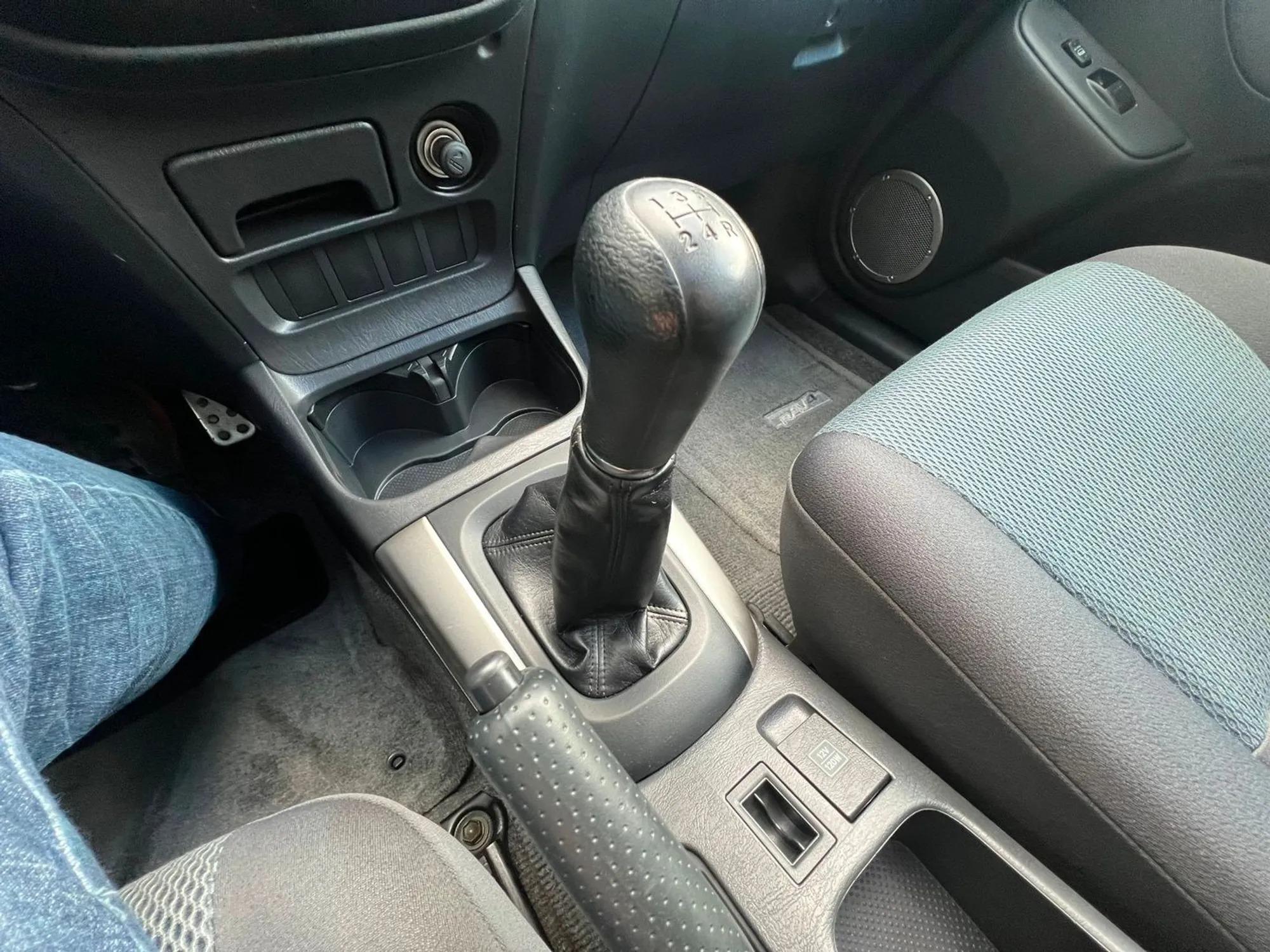 2005 Toyota RAV4 S 4×4