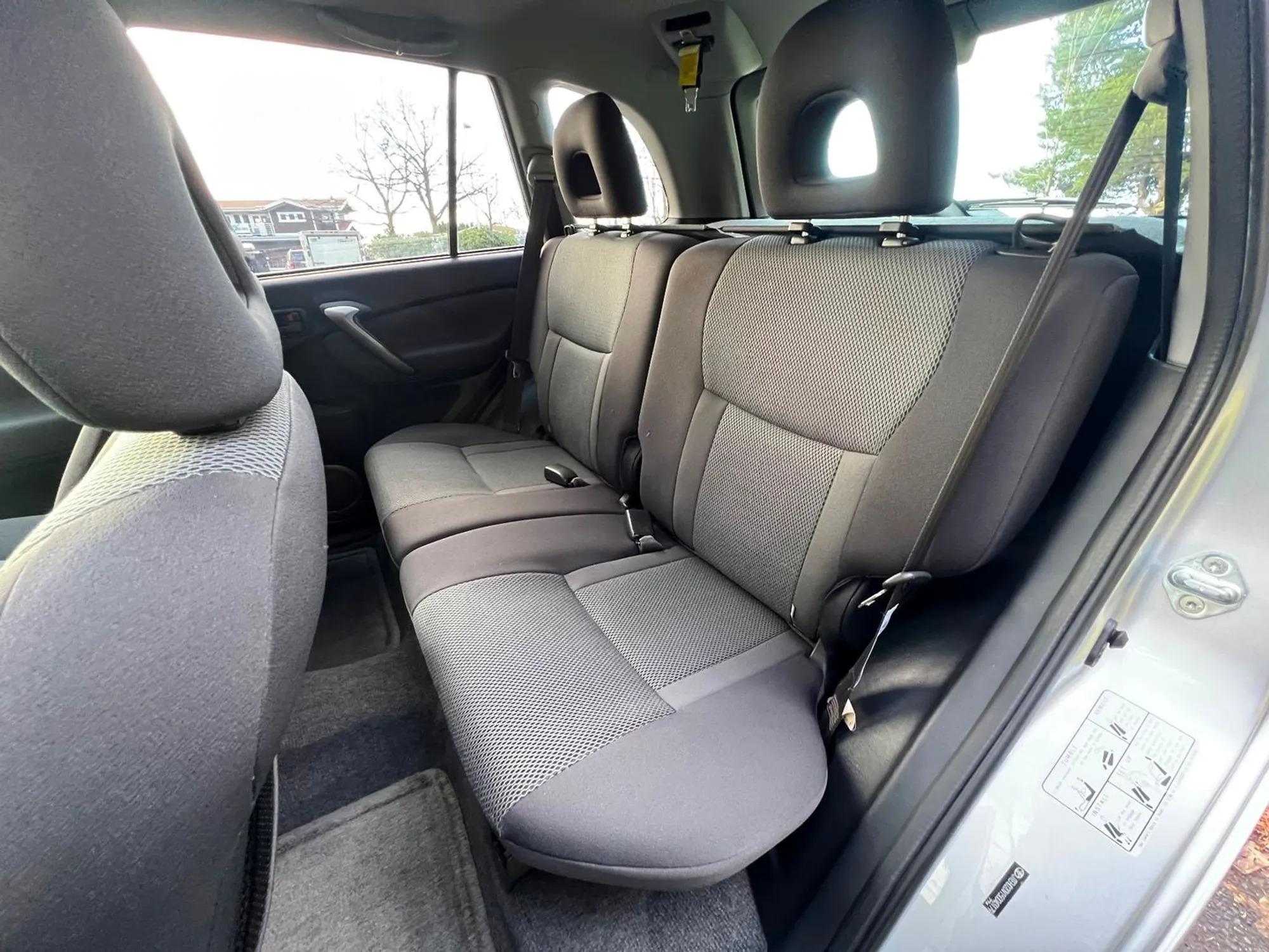 2005 Toyota RAV4 S 4×4