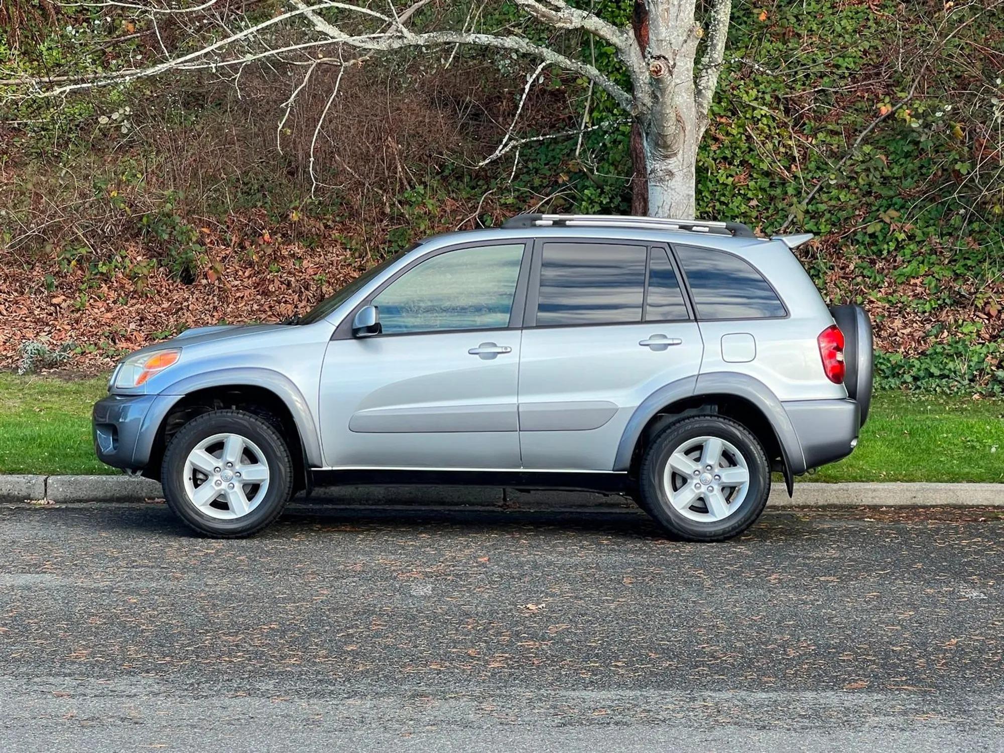 2005 Toyota RAV4 S 4×4 - 4