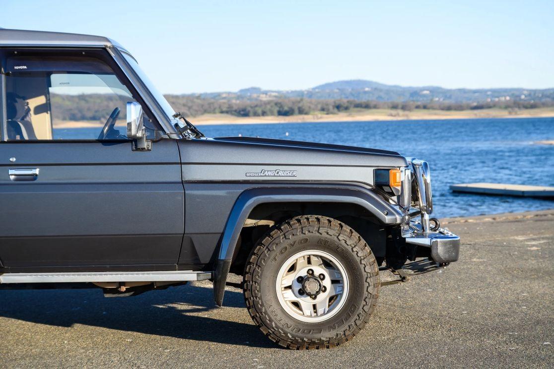 1991 Toyota Land Cruiser ZX