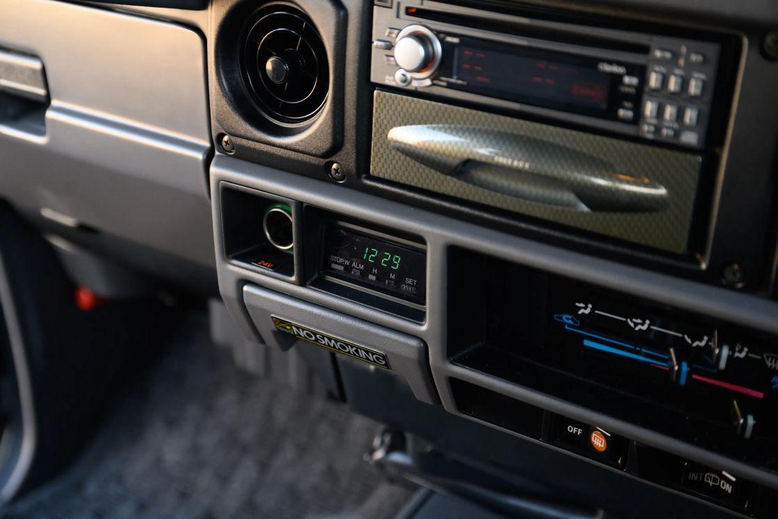 1991 Toyota Land Cruiser ZX