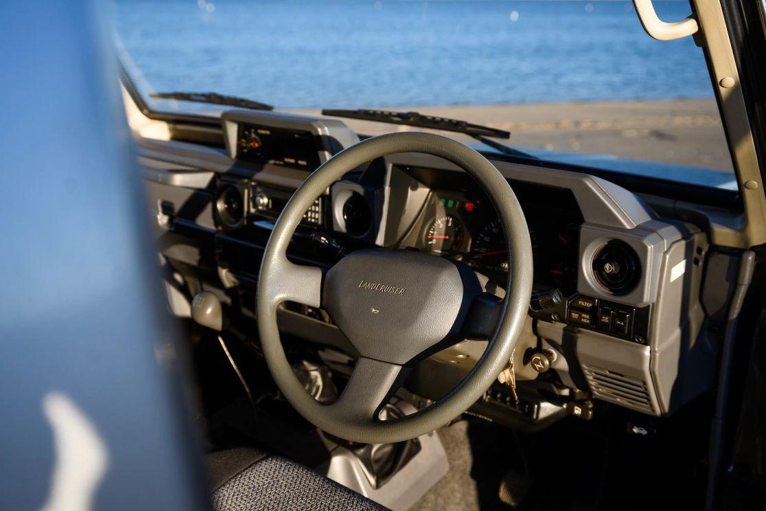 1991 Toyota Land Cruiser ZX