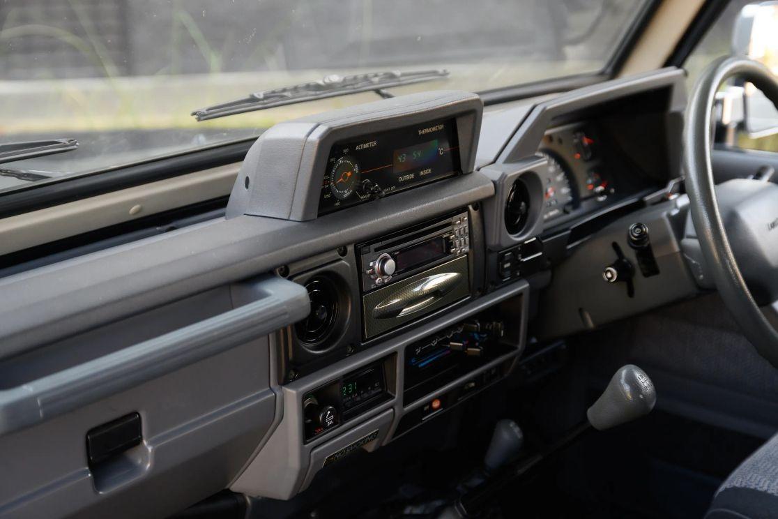 1991 Toyota Land Cruiser ZX
