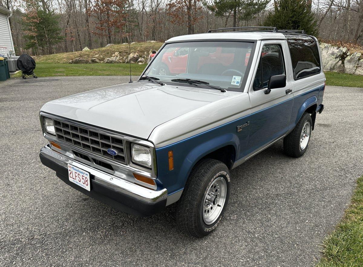 29k-Mile 1988 Ford Bronco II XLT 4×4 - 5