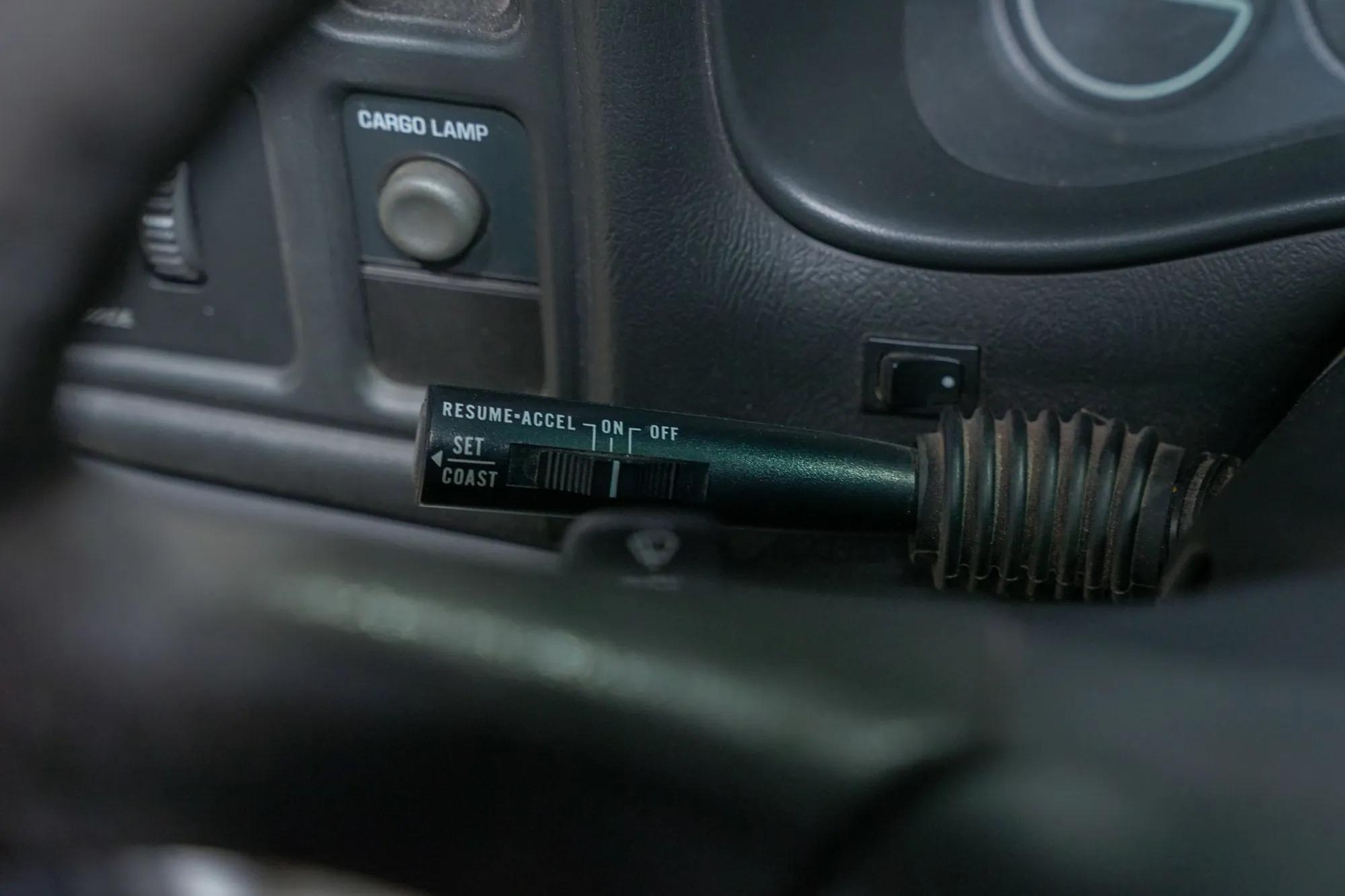 2000 Chevrolet Silverado 1500 LS