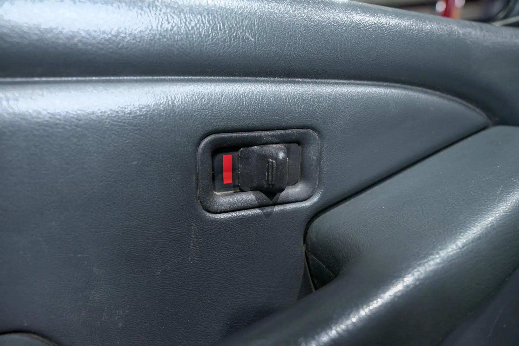 2000 Chevrolet Silverado 1500 LS