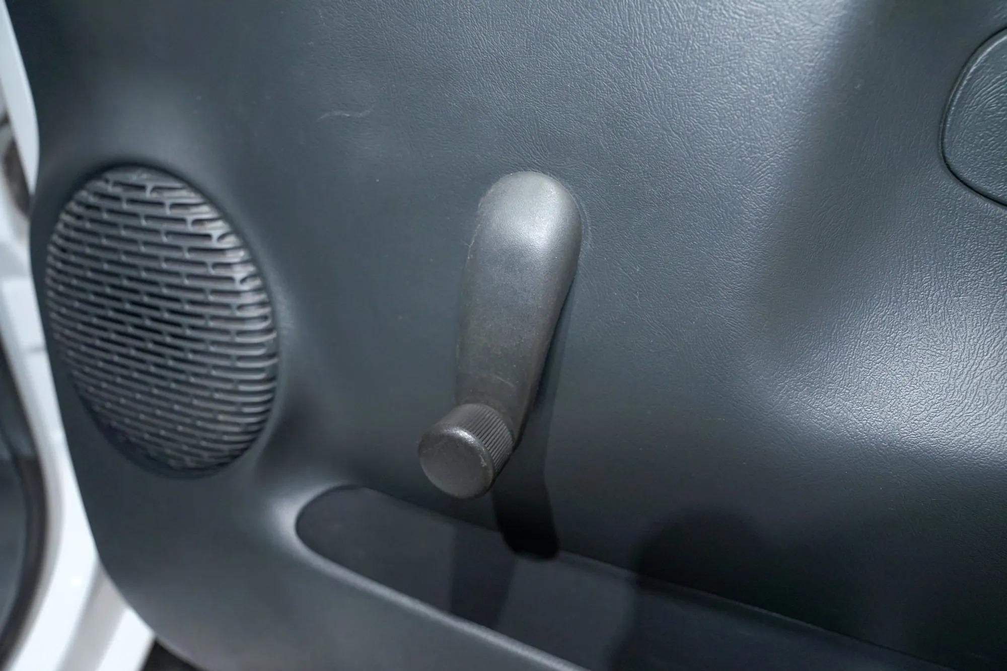 2000 Chevrolet Silverado 1500 LS