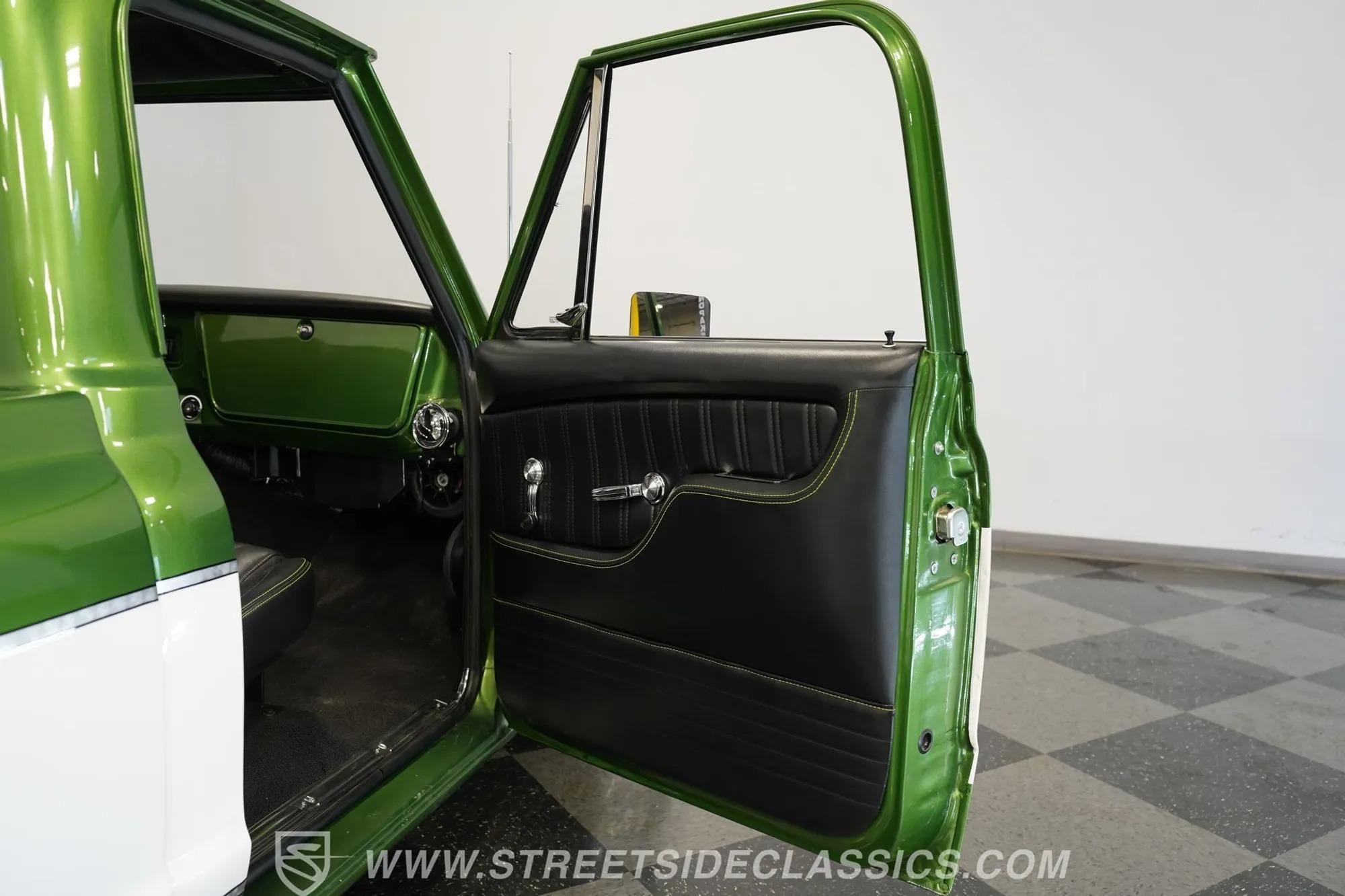 1972 Chevrolet C10 Restomod