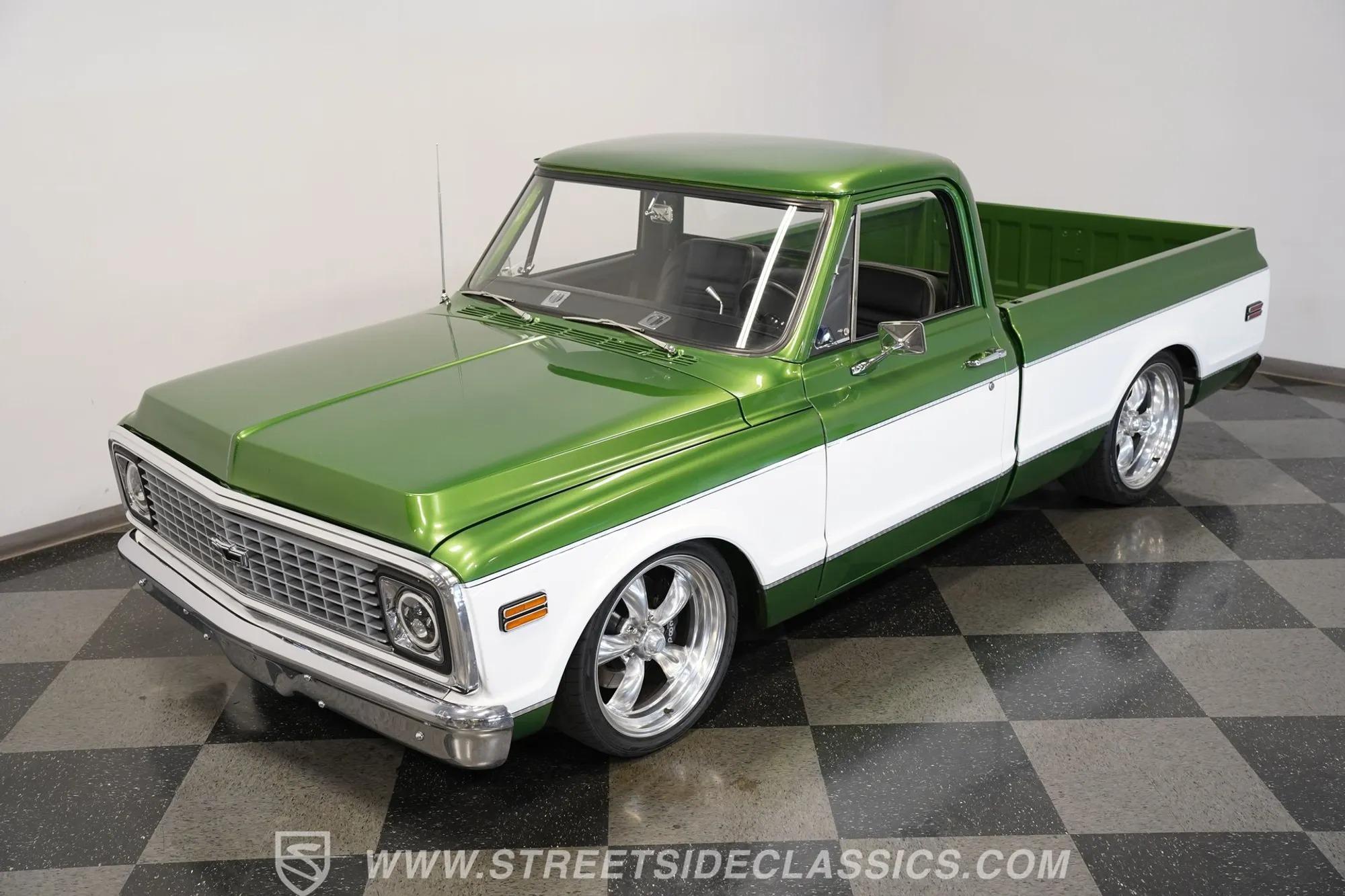 1972 Chevrolet C10 Restomod - 4