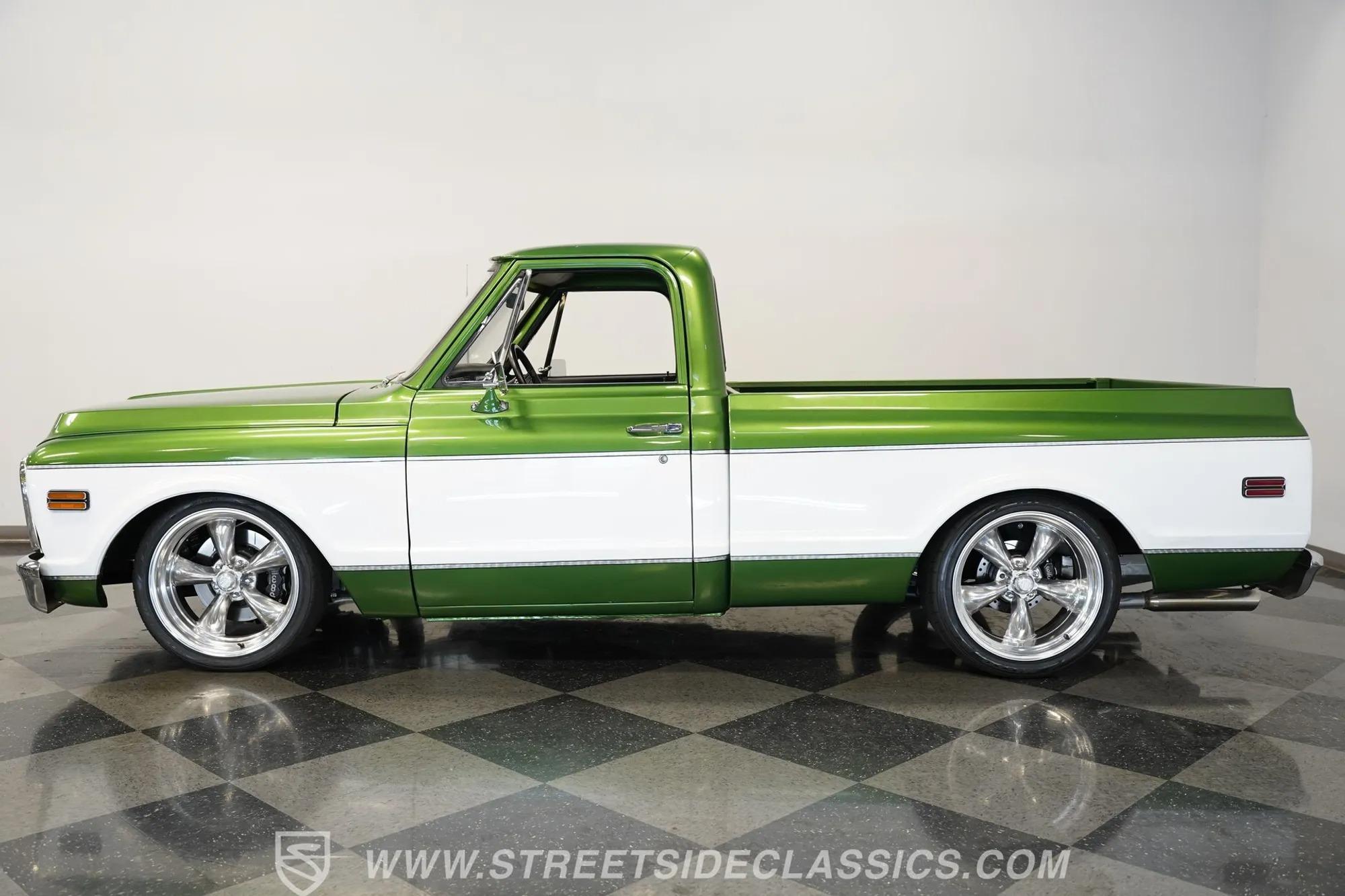 1972 Chevrolet C10 Restomod - 2