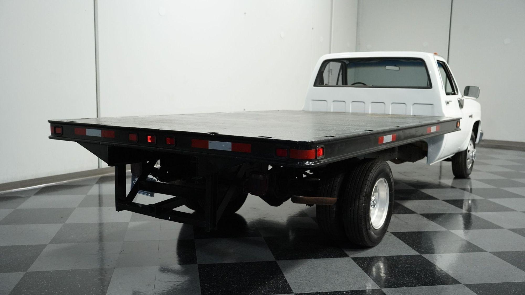 1985 GMC 3500 Flatbed Dually - 5