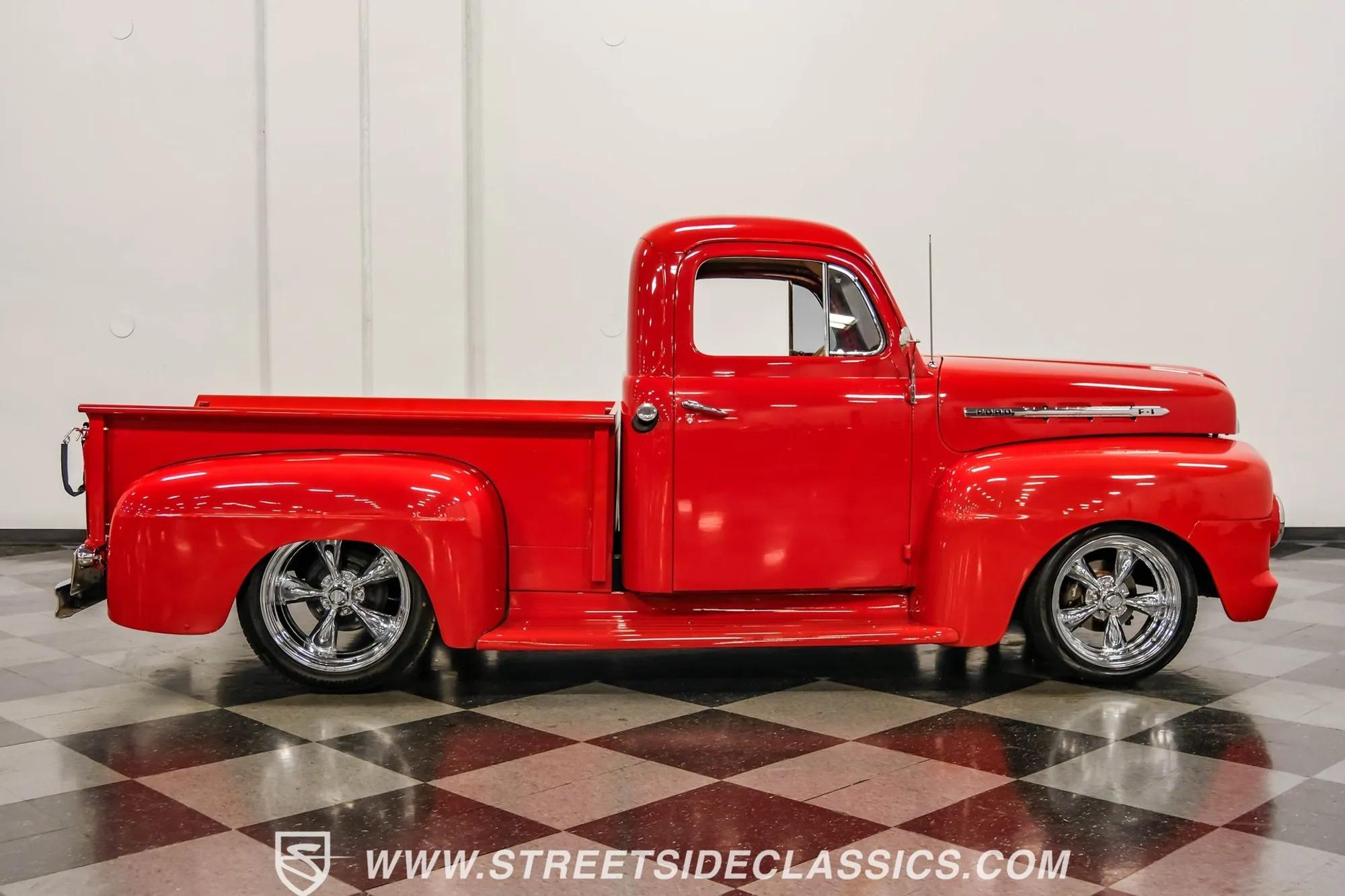 1951 Ford F-1