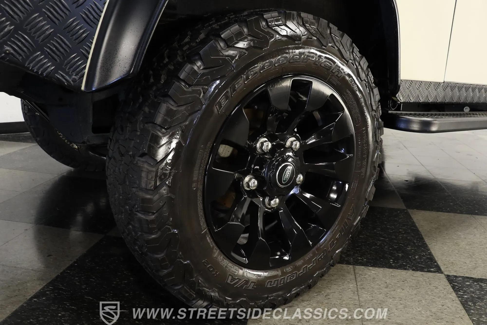 LS-Powered 1994 Land Rover Defender 90