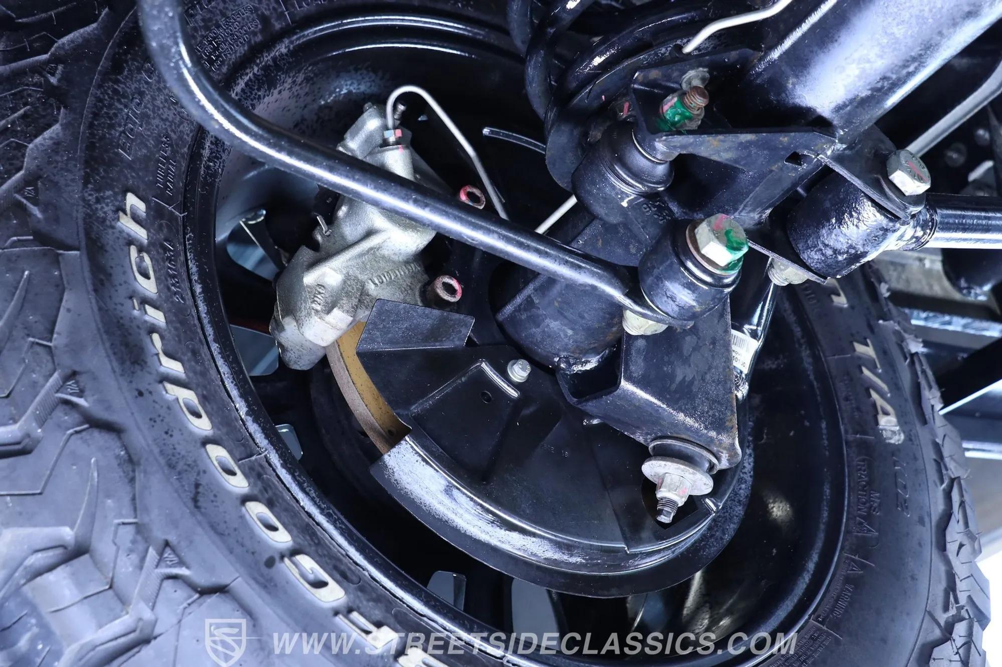 LS-Powered 1994 Land Rover Defender 90