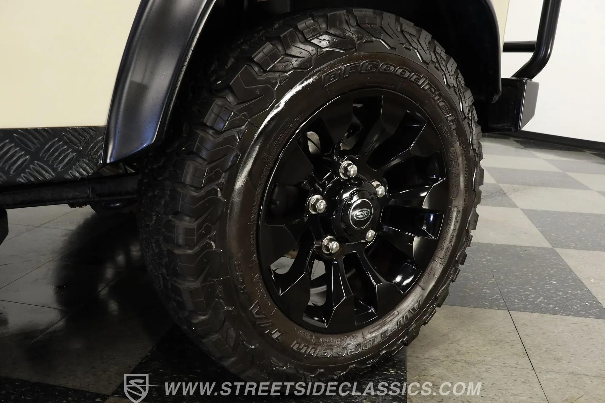 LS-Powered 1994 Land Rover Defender 90