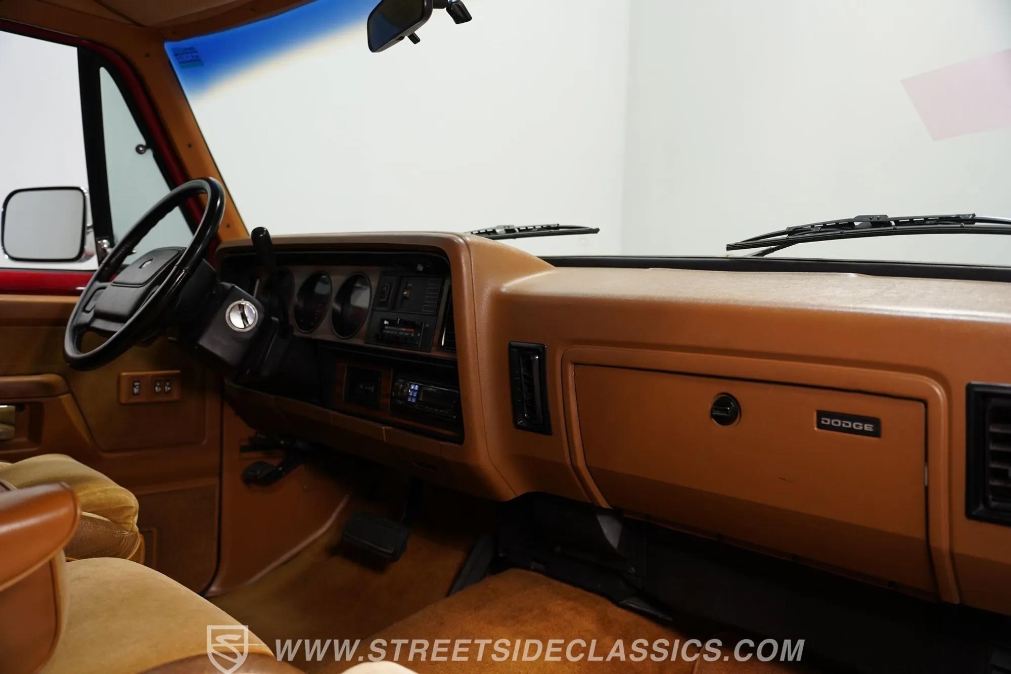 1991 Dodge Ramcharger LE