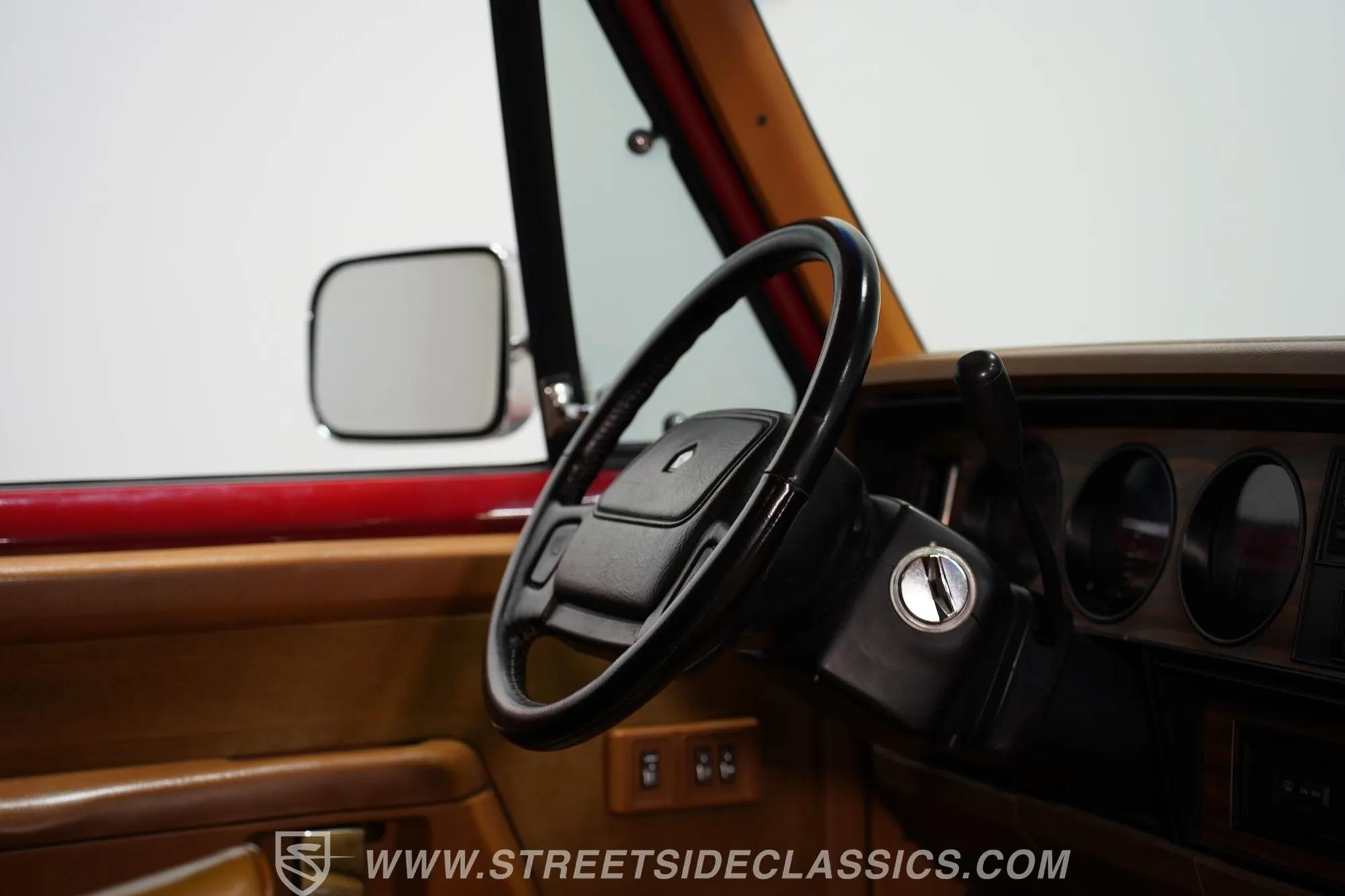 1991 Dodge Ramcharger LE