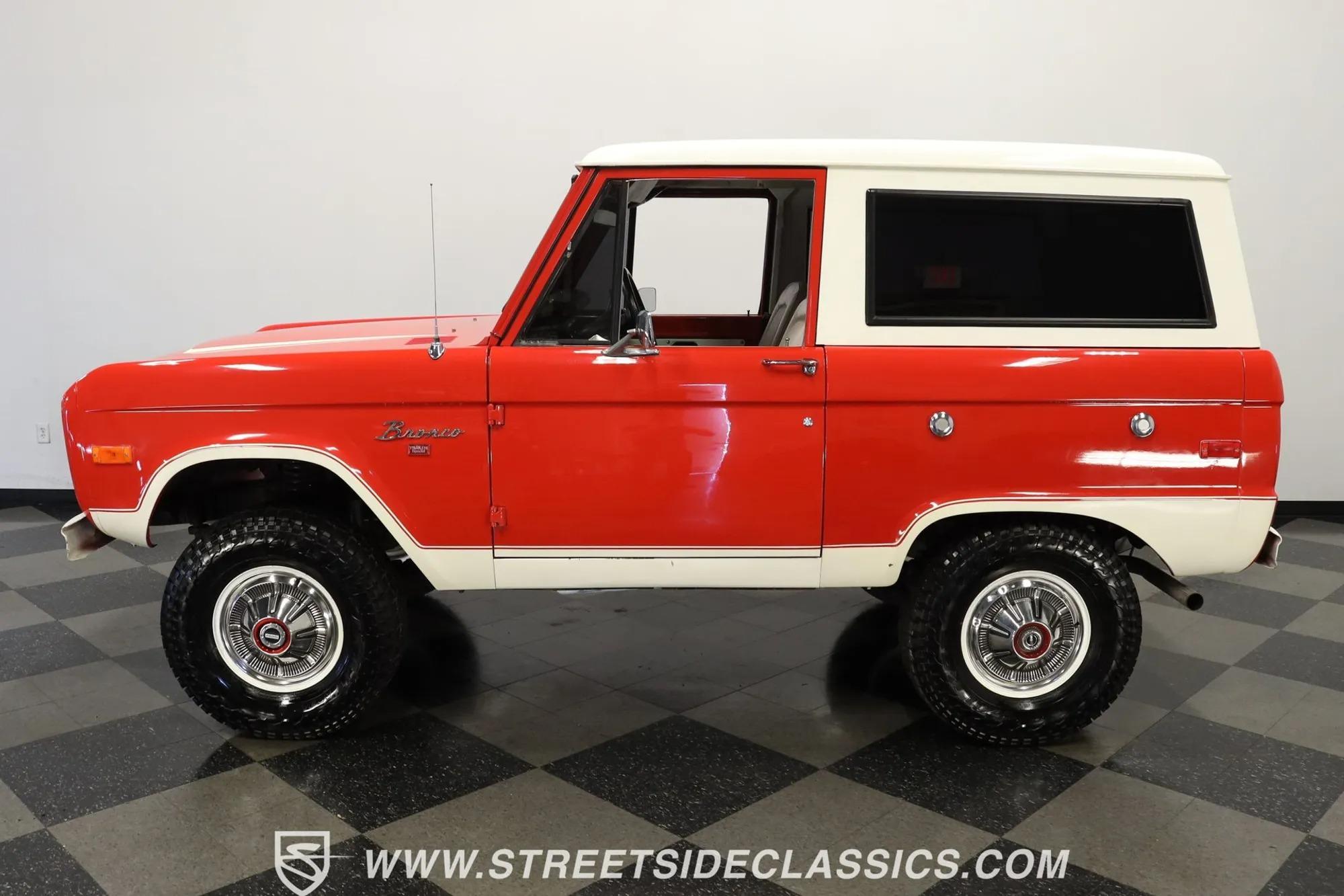 1972 Ford Bronco - 2