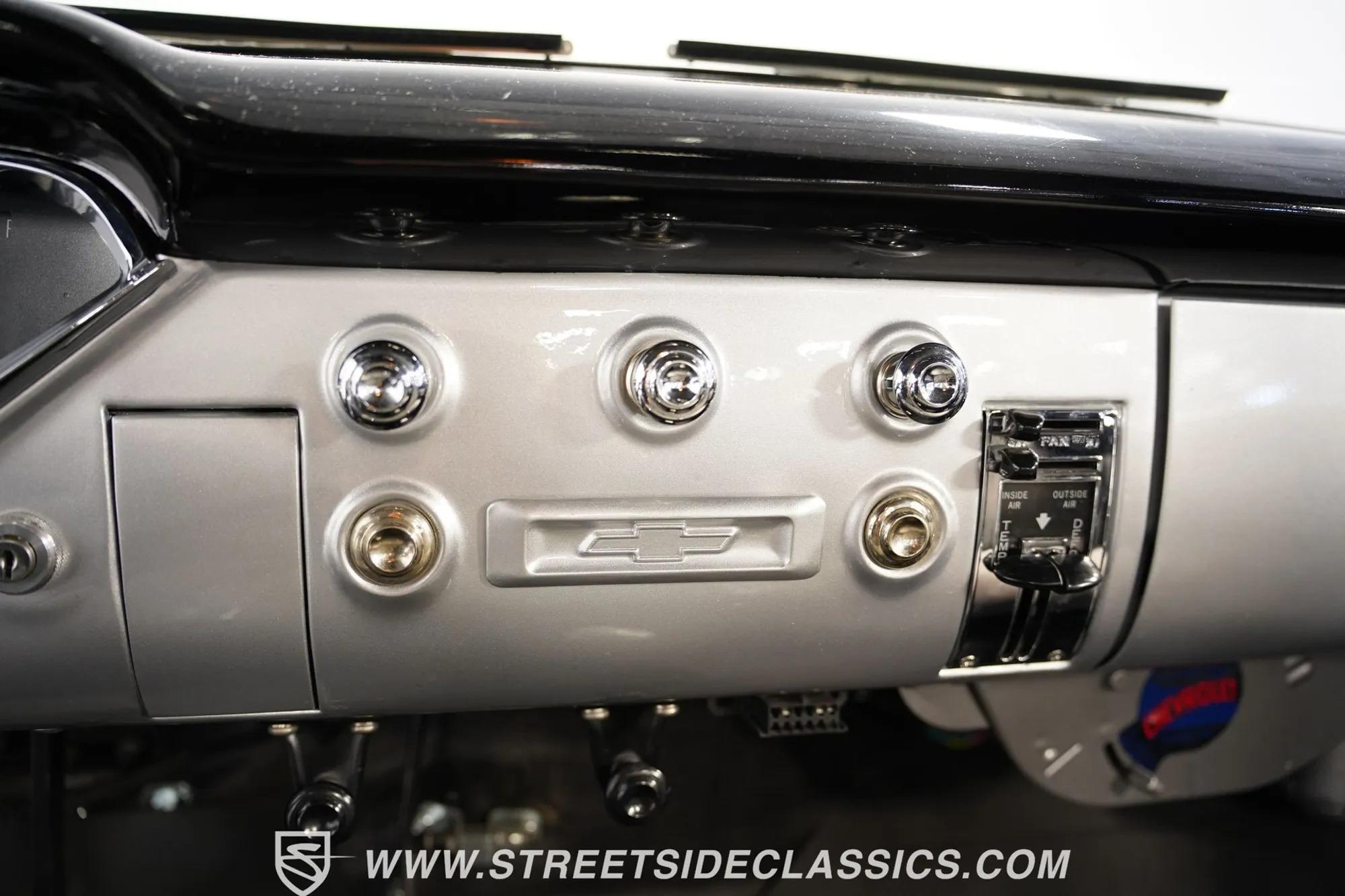 1957 Chevrolet 3100 Big Window Restomod