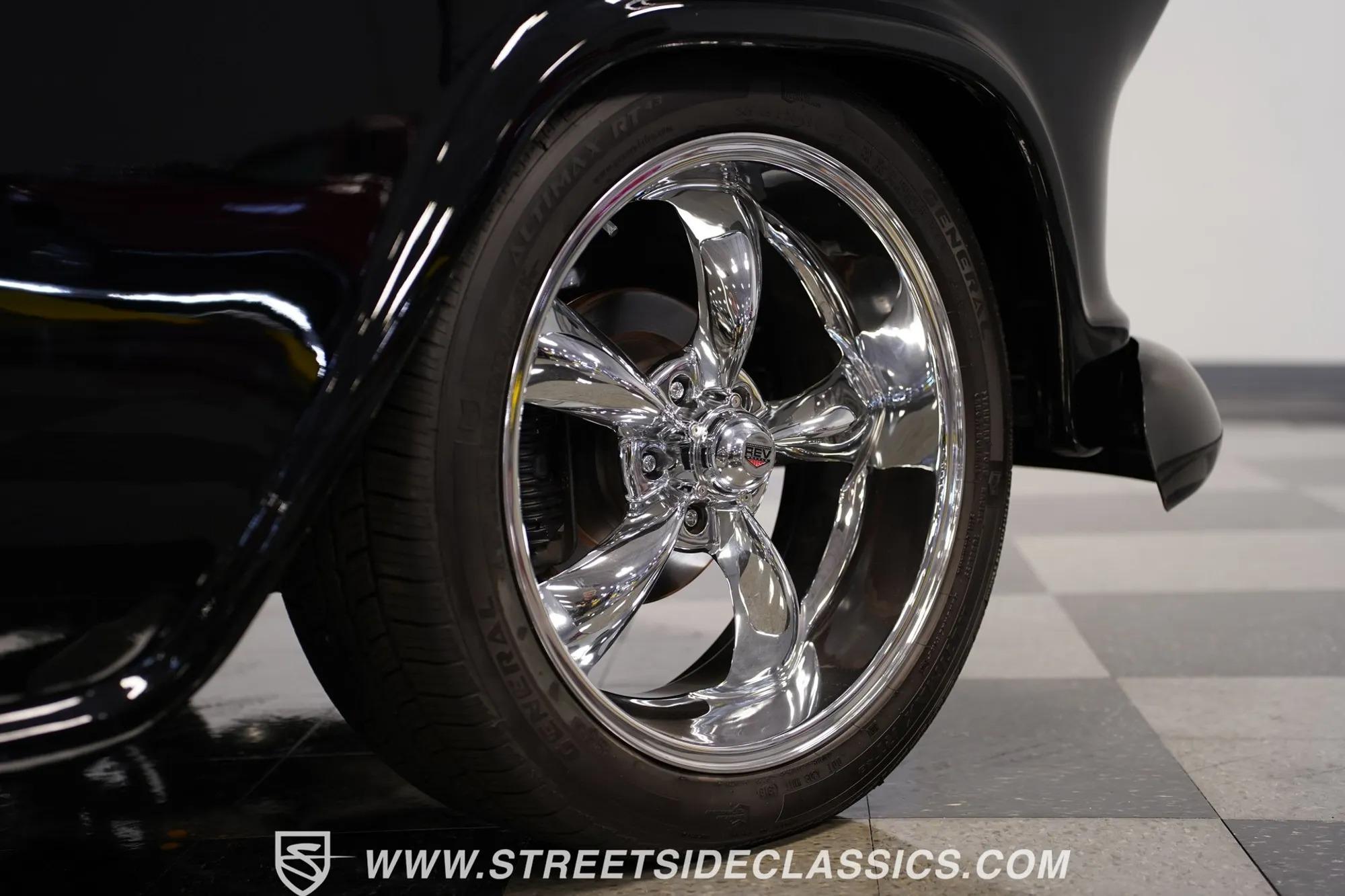 1957 Chevrolet 3100 Big Window Restomod