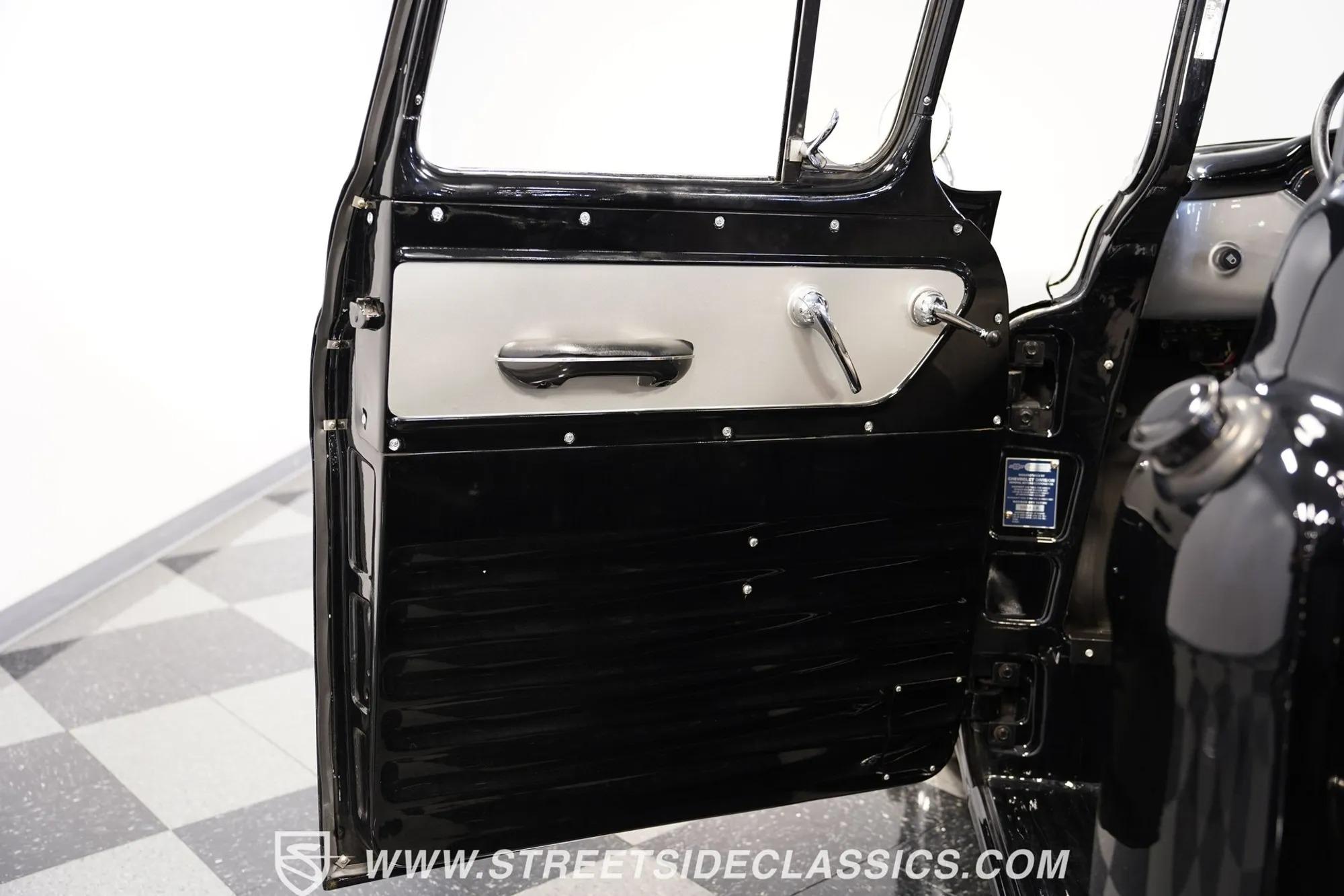 1957 Chevrolet 3100 Big Window Restomod