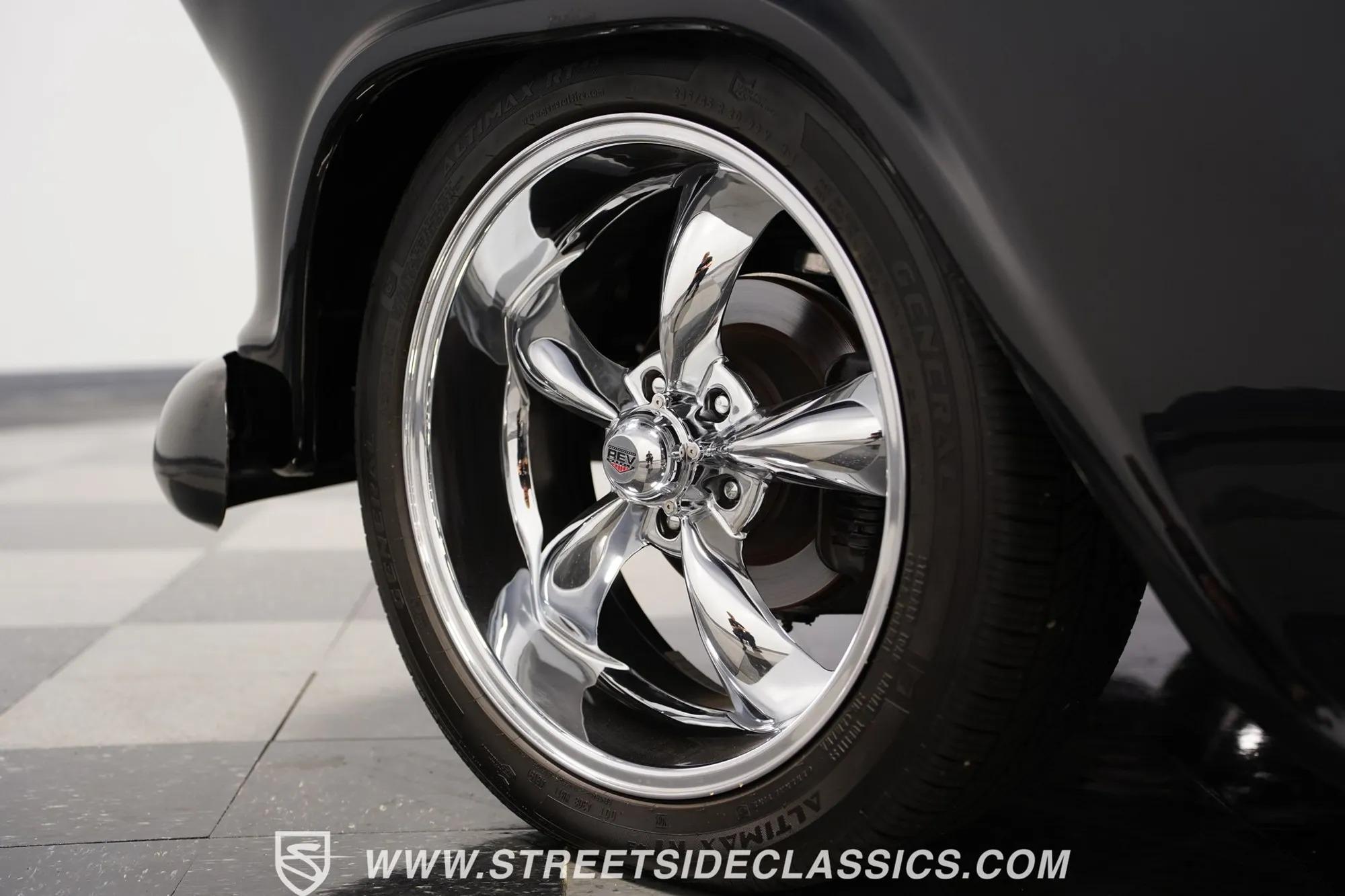 1957 Chevrolet 3100 Big Window Restomod