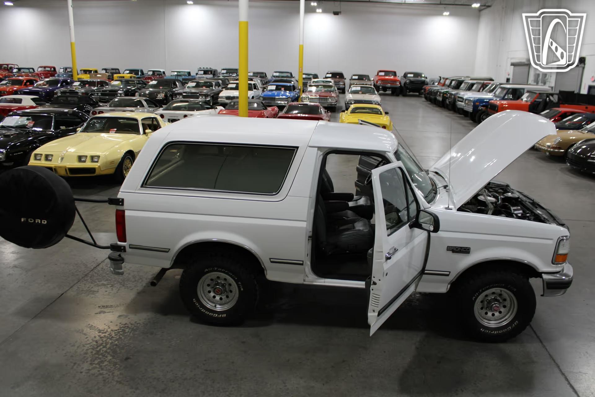 1992 Ford Bronco XLT