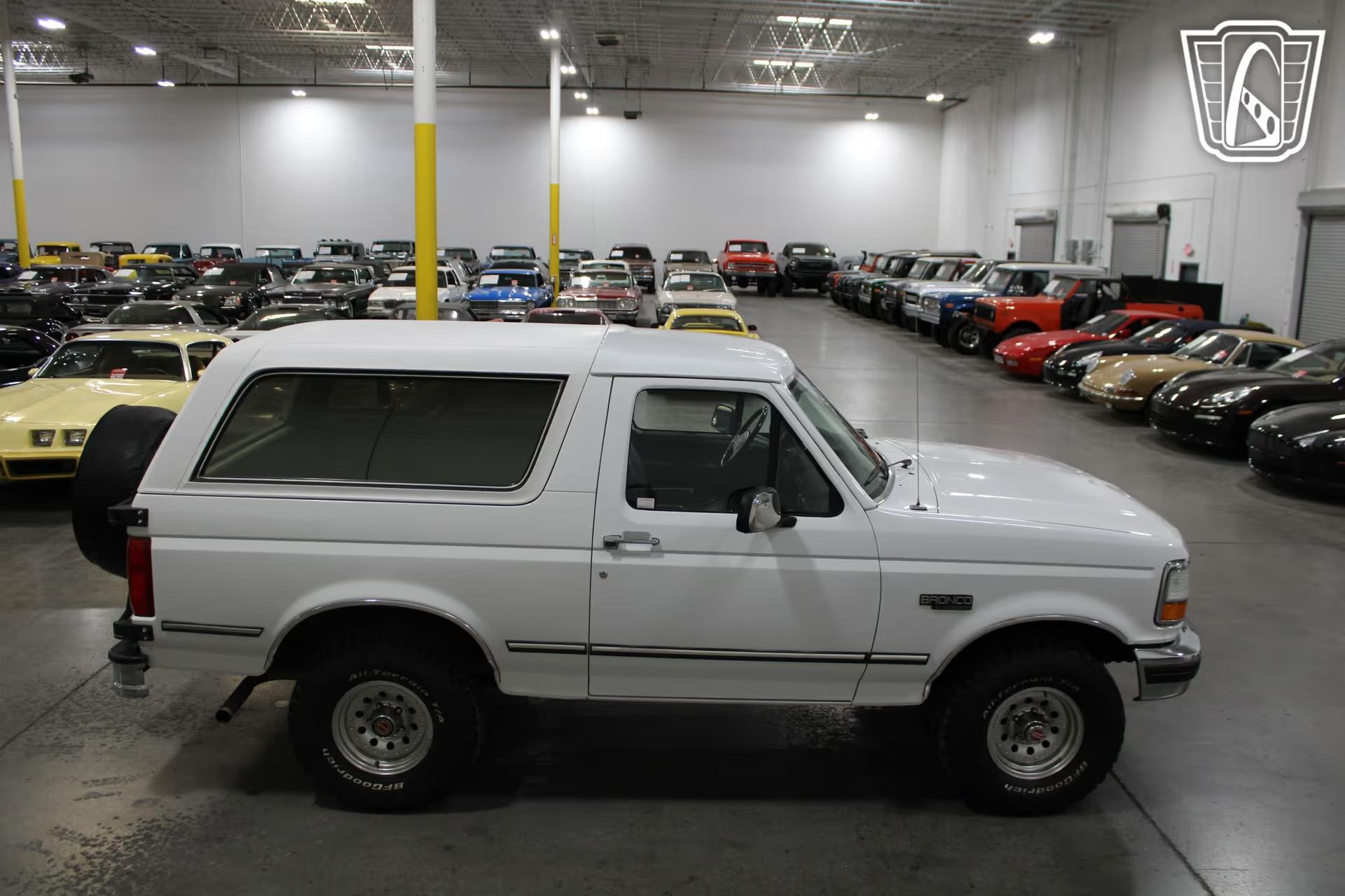 1992 Ford Bronco XLT