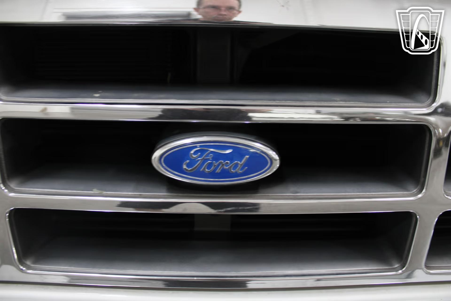 1992 Ford Bronco XLT