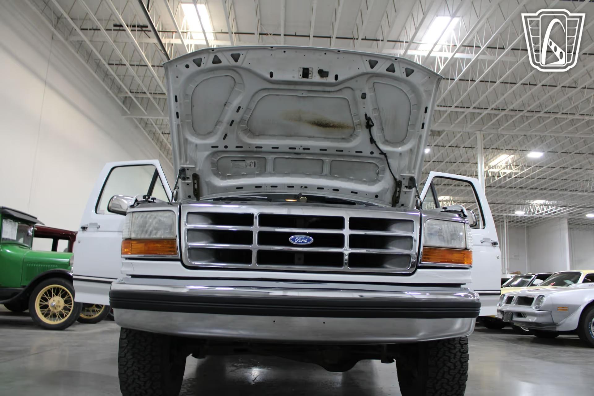 1992 Ford Bronco XLT