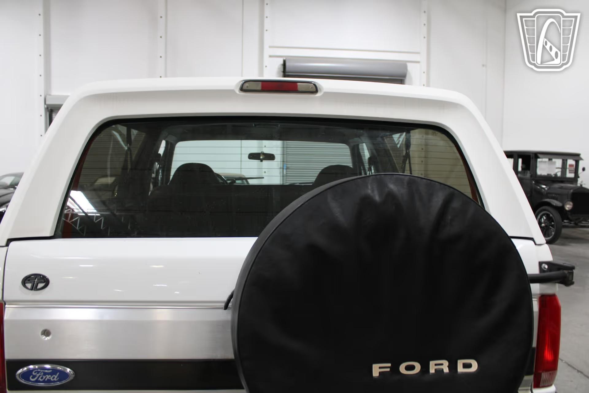 1992 Ford Bronco XLT