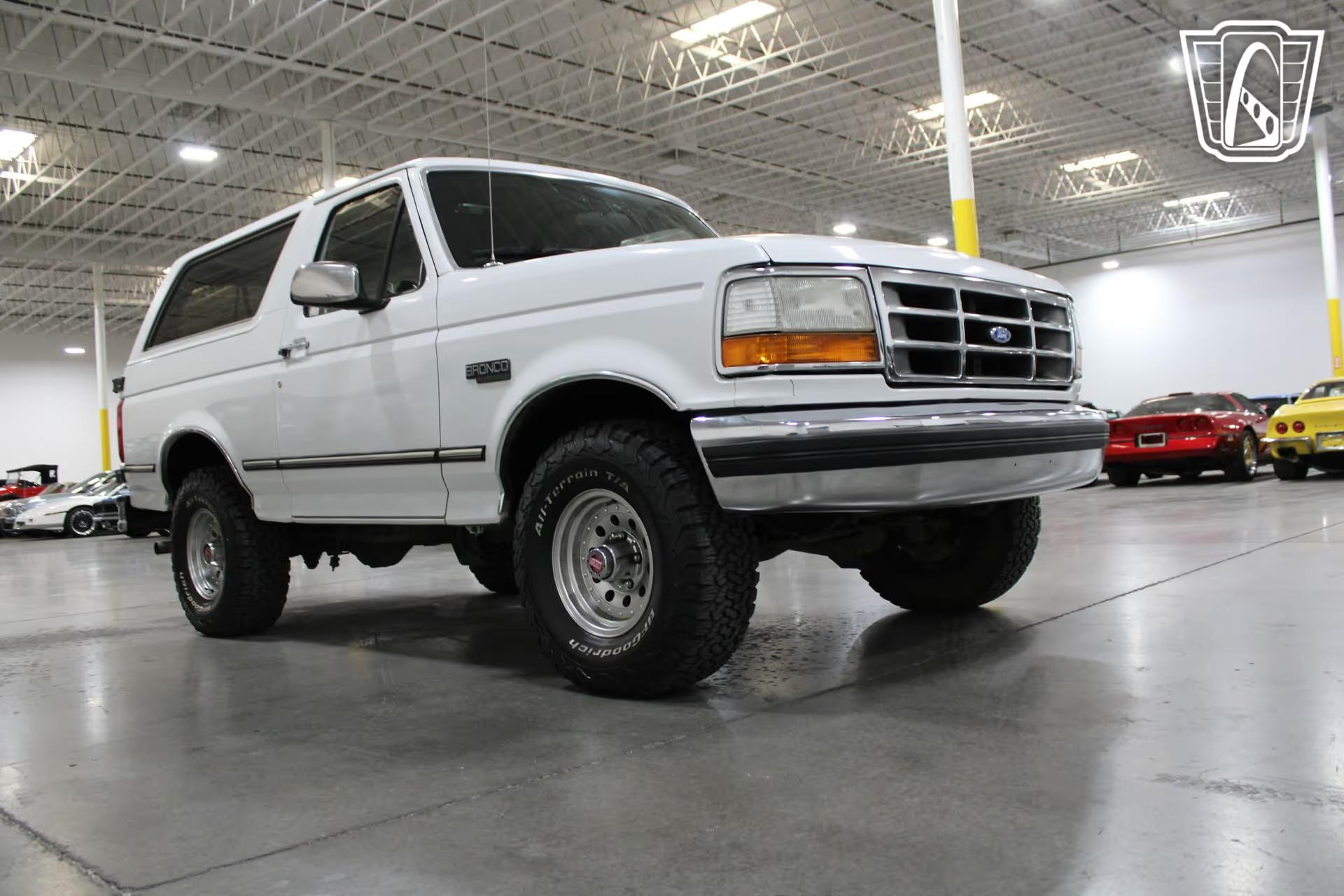 1992 Ford Bronco XLT