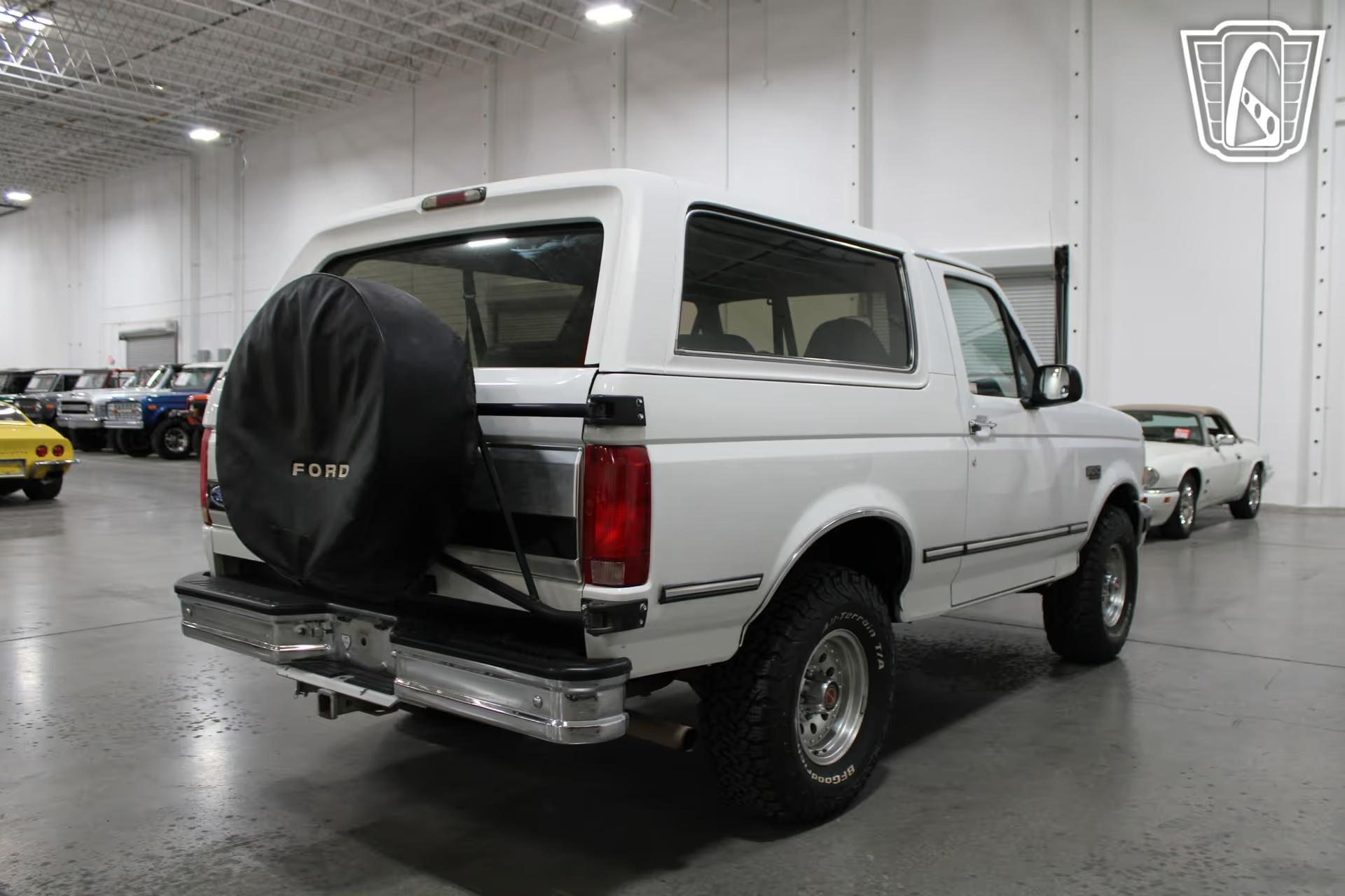 1992 Ford Bronco XLT