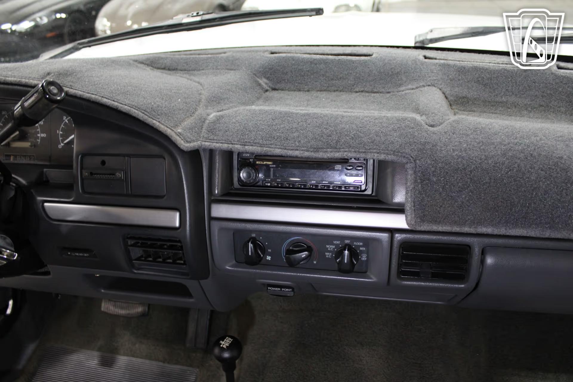 1992 Ford Bronco XLT