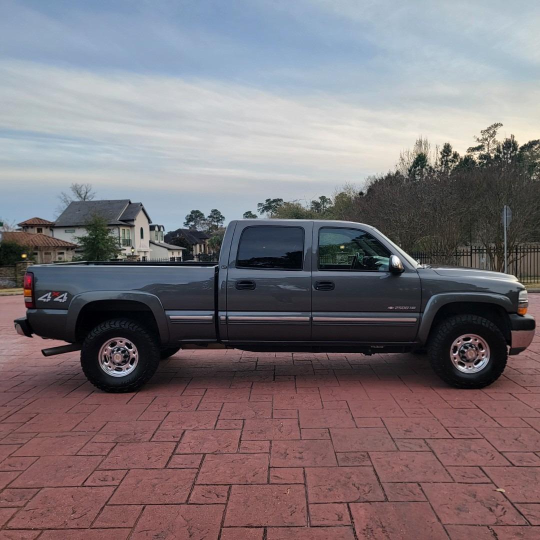 2002 Chevy Silverado 2500HD LT