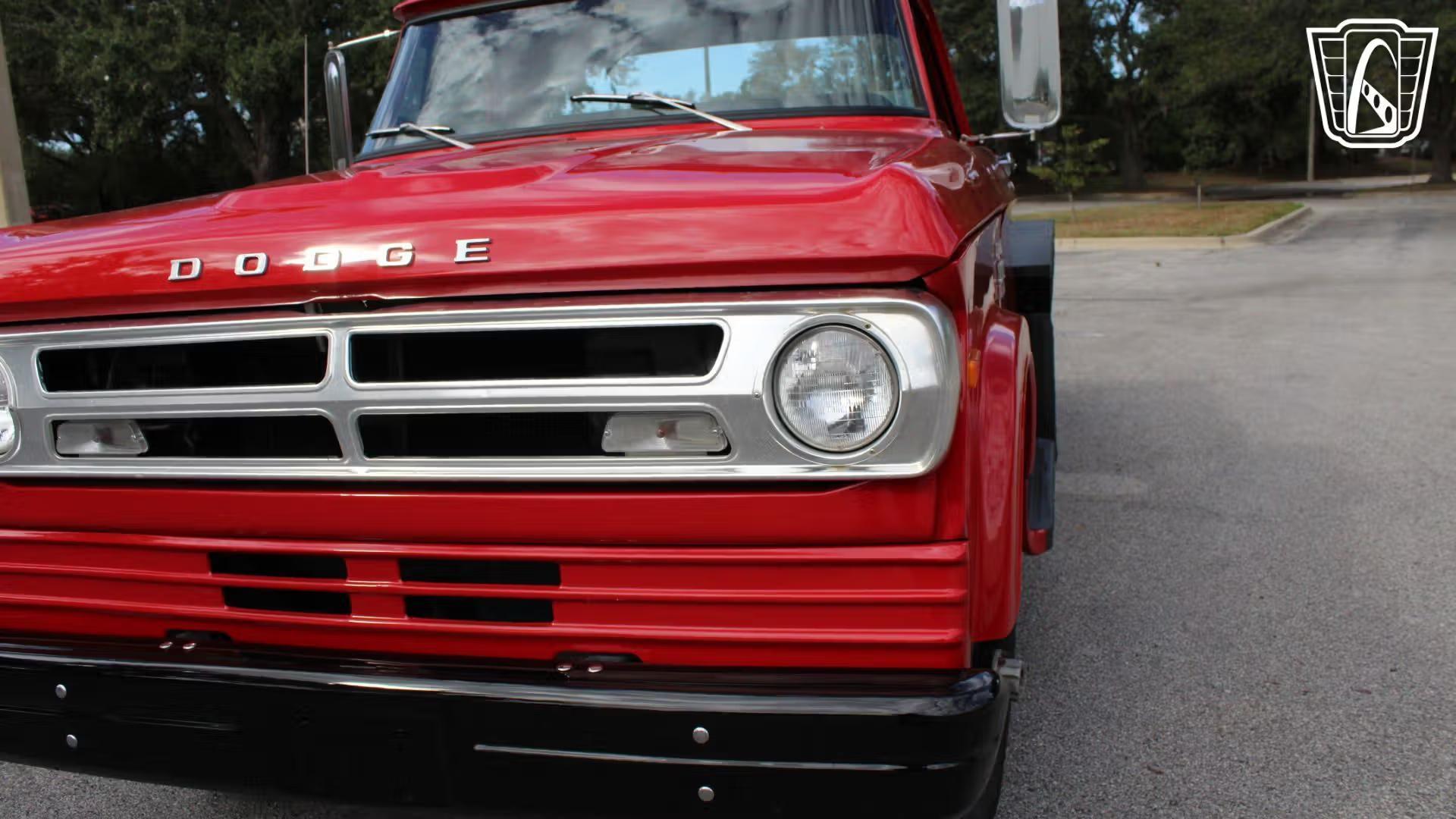 1971 Dodge Power Wagon