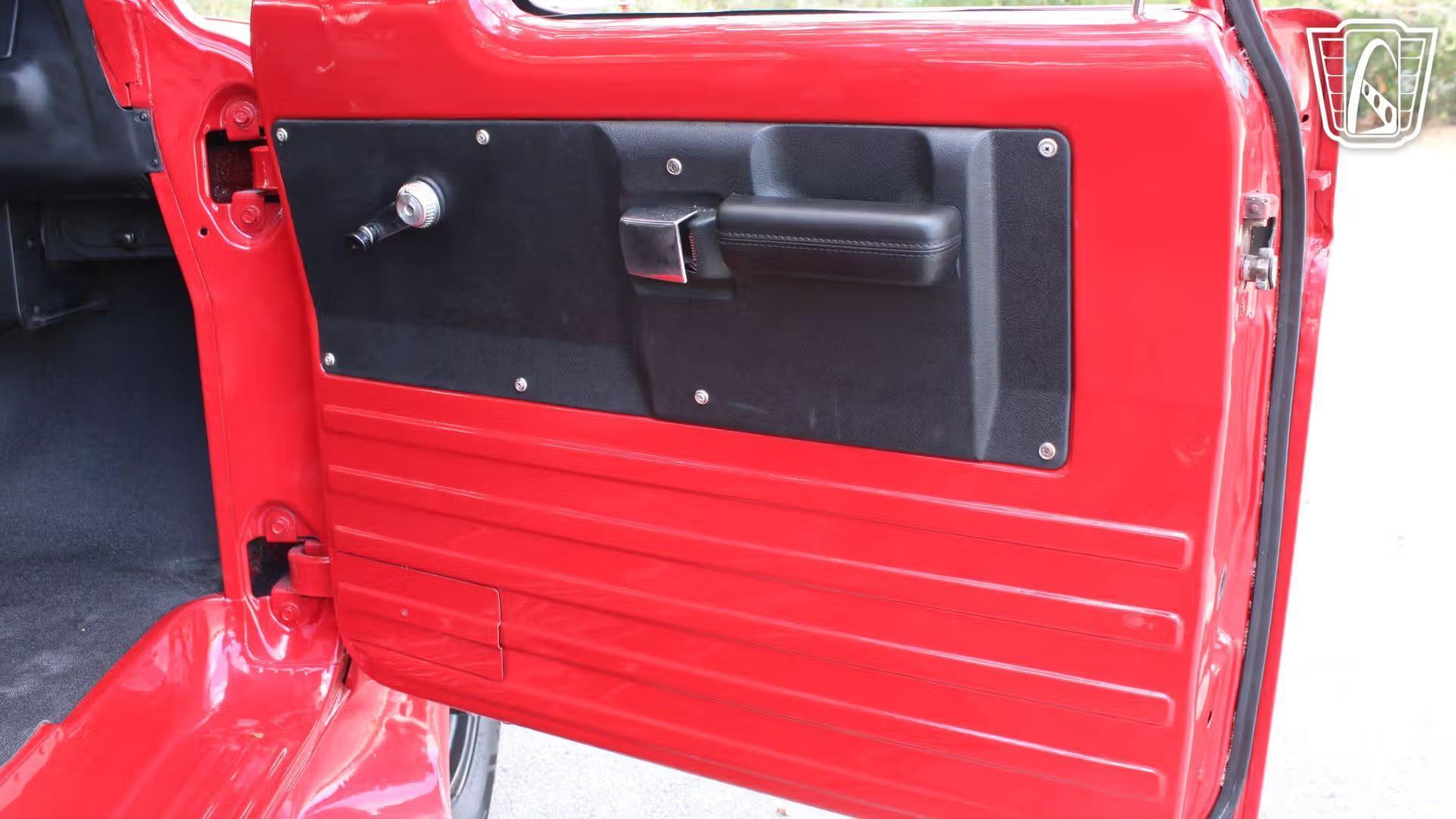 1971 Dodge Power Wagon