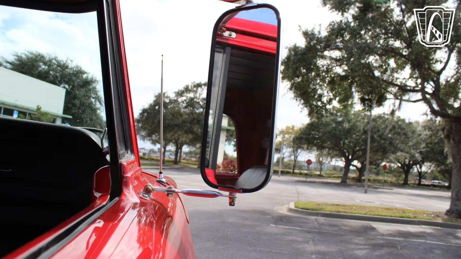 1971 Dodge Power Wagon