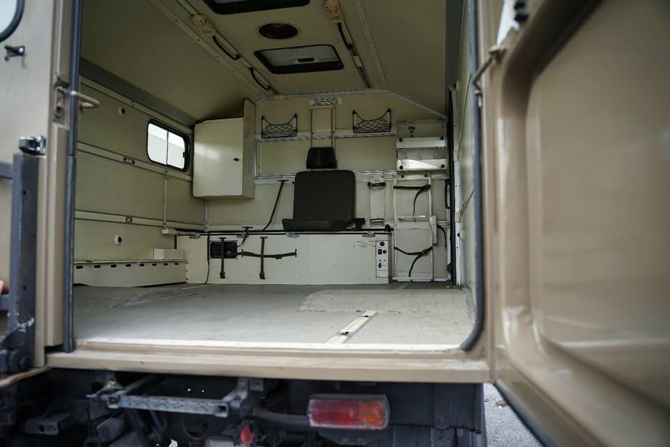 1988 Mercedes-Benz Unimog 1300L