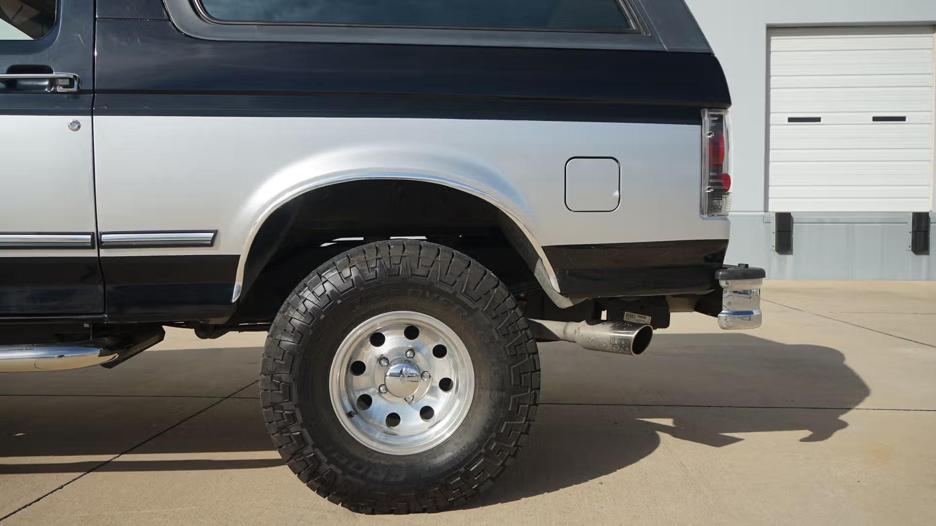 40k-Mile 1995 Ford Bronco XLT