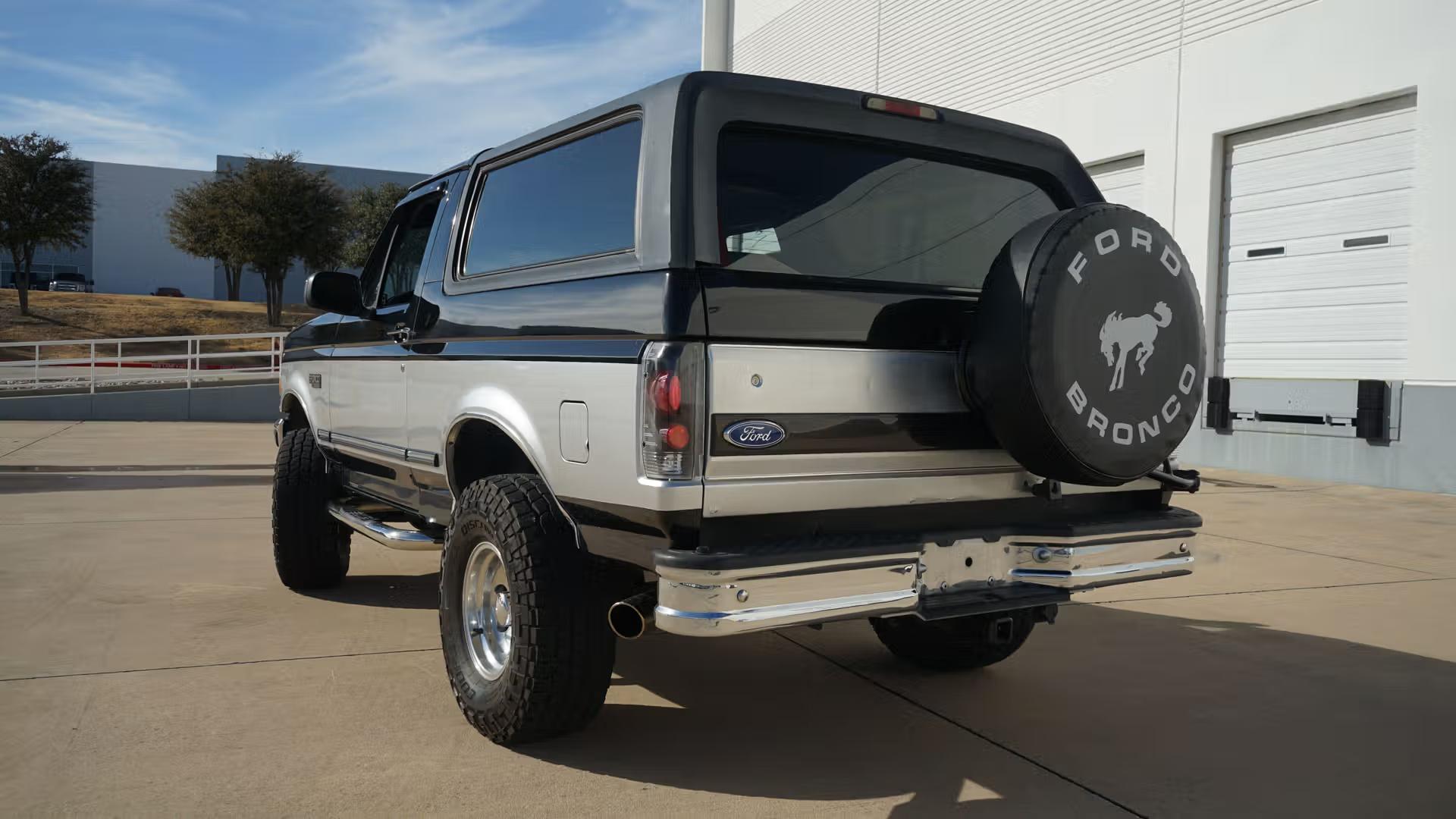 40k-Mile 1995 Ford Bronco XLT