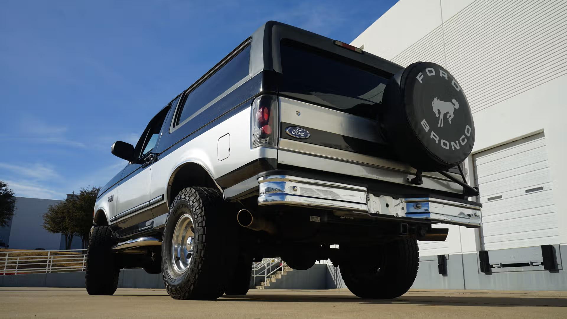 40k-Mile 1995 Ford Bronco XLT